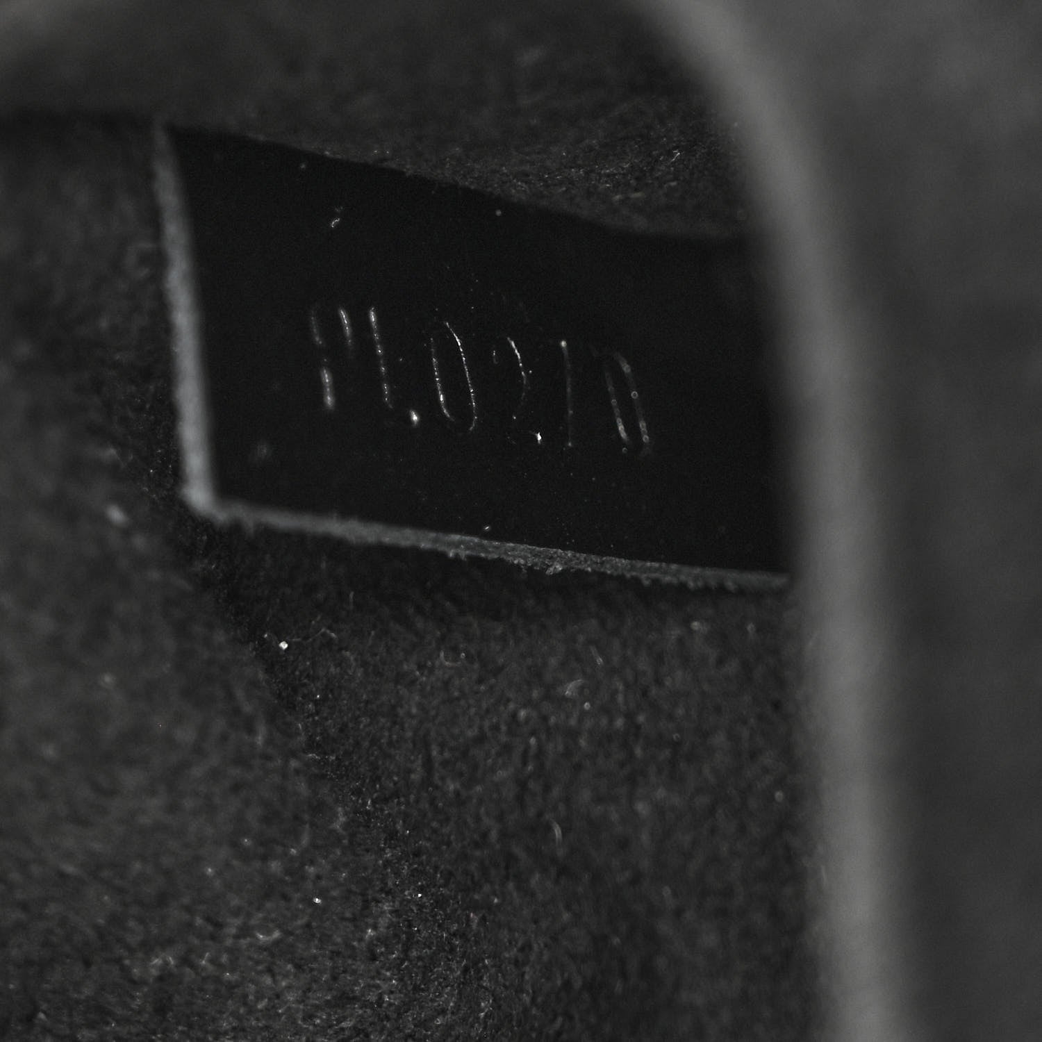 Louis Vuitton Reverse Monogram Vanity PM 7 of 10