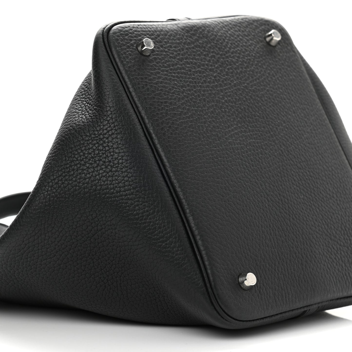 Taurillon Clemence Picotin Lock 26 GM Black