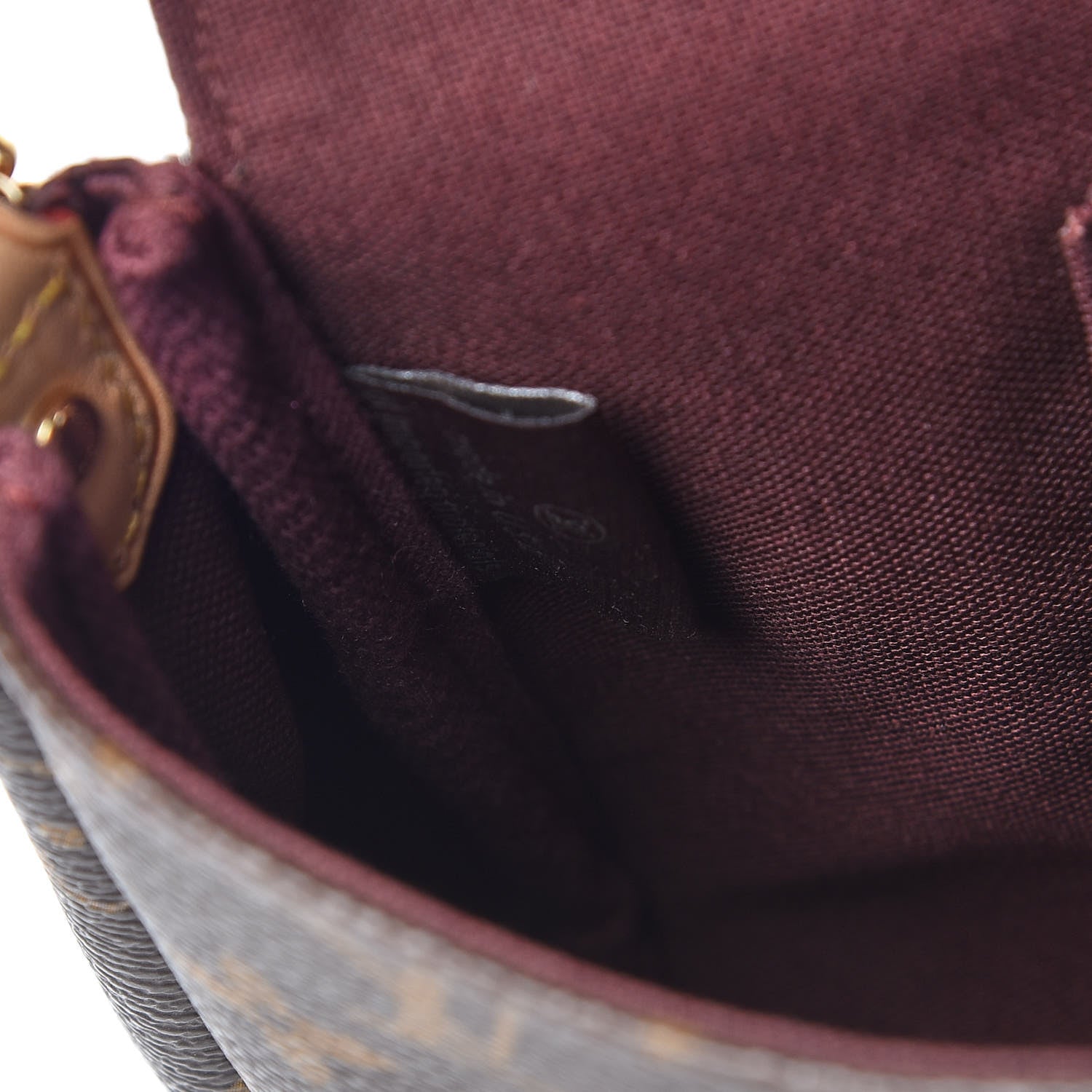 Louis Vuitton Monogram Favorite MM 7 of 12