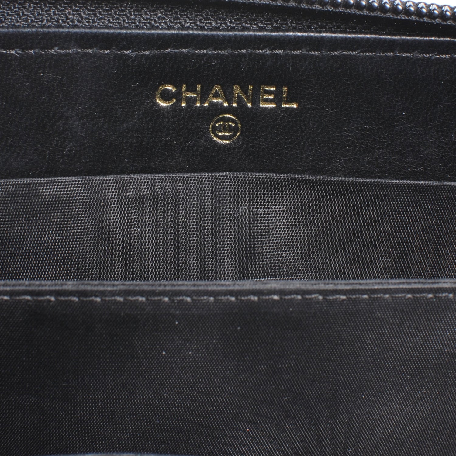 Chanel Caviar Zip Around Wallet Black 4 of 7