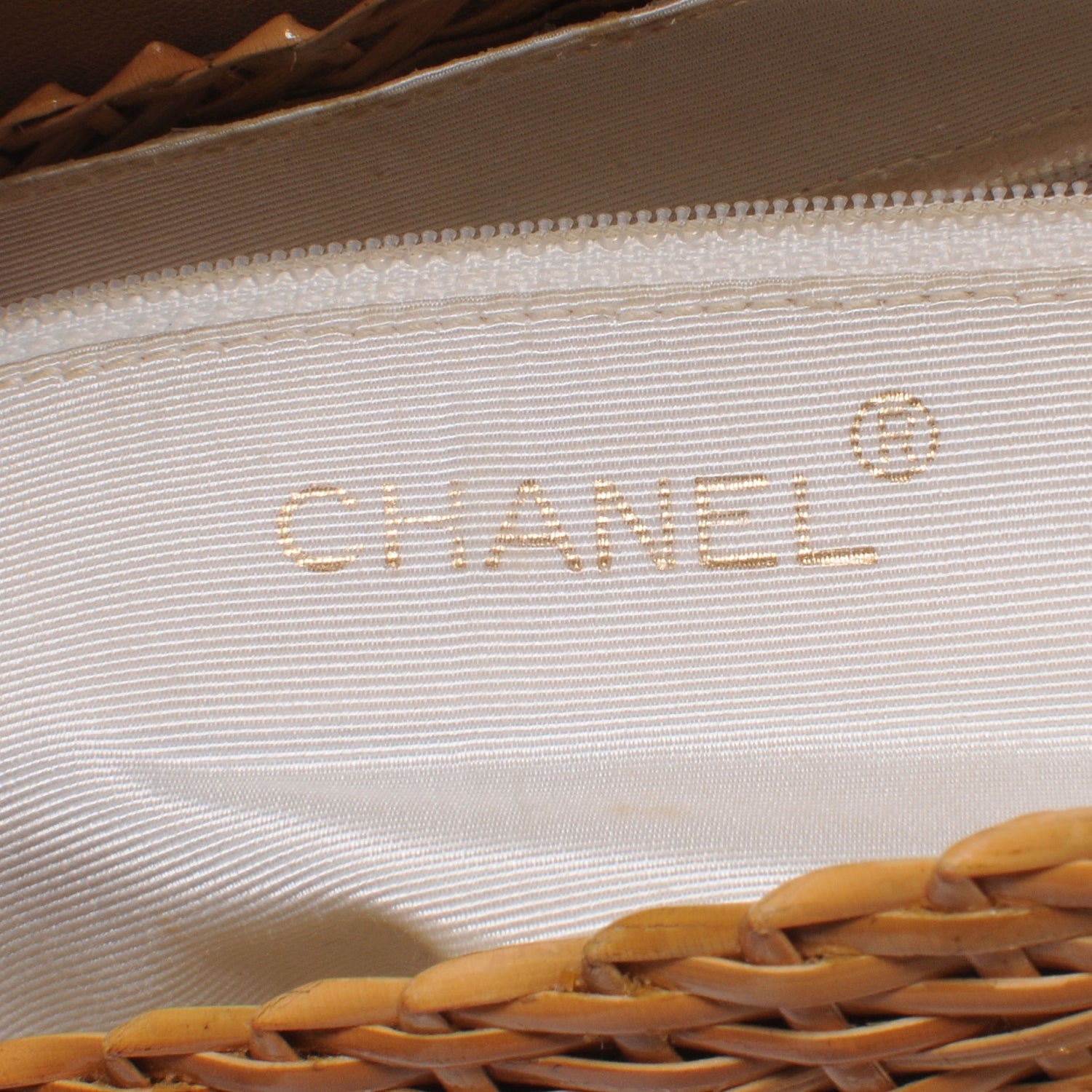 Chanel Straw Bag w Tortoise CC Lock 8 of 10