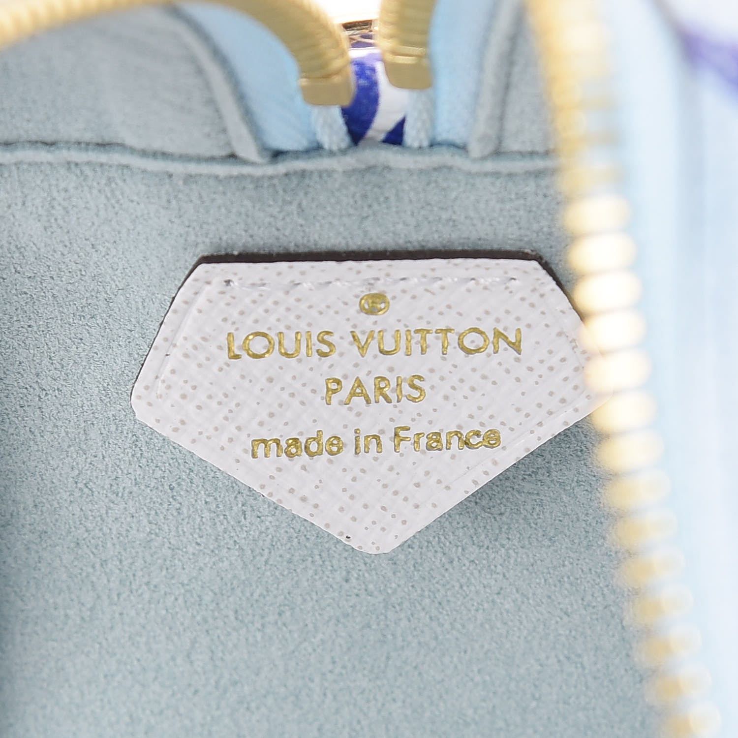 Louis Vuitton Monogram Giant Hawaii Beach Pouch Blue 6 of 9
