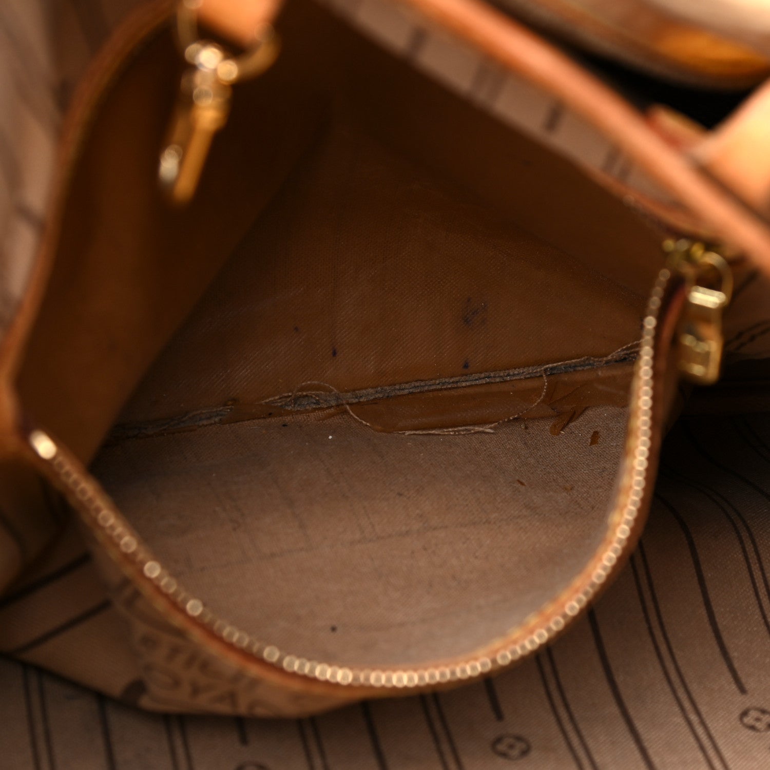Louis Vuitton Monogram Neverfull MM 13 of 13