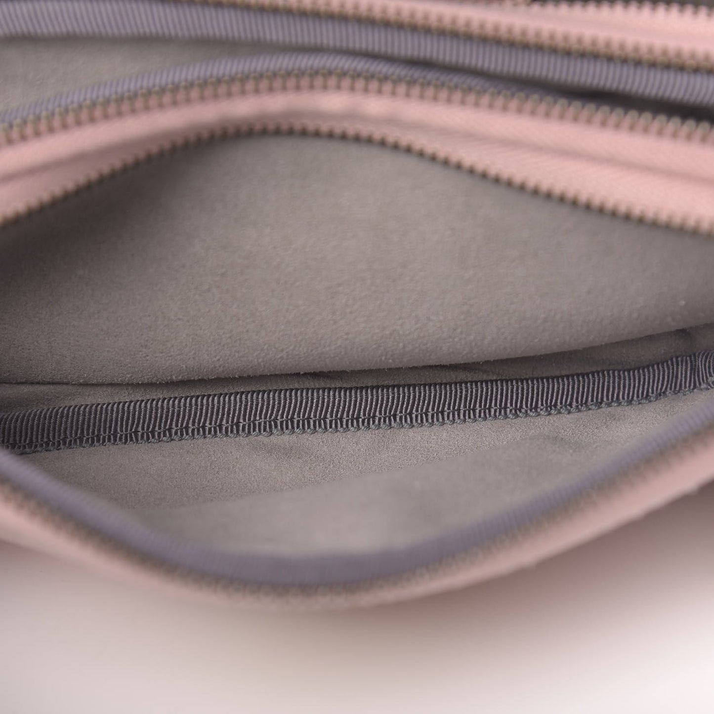 Calfskin Matelasse Mini GG Marmont Chain Crossbody Bag Perfect Pink