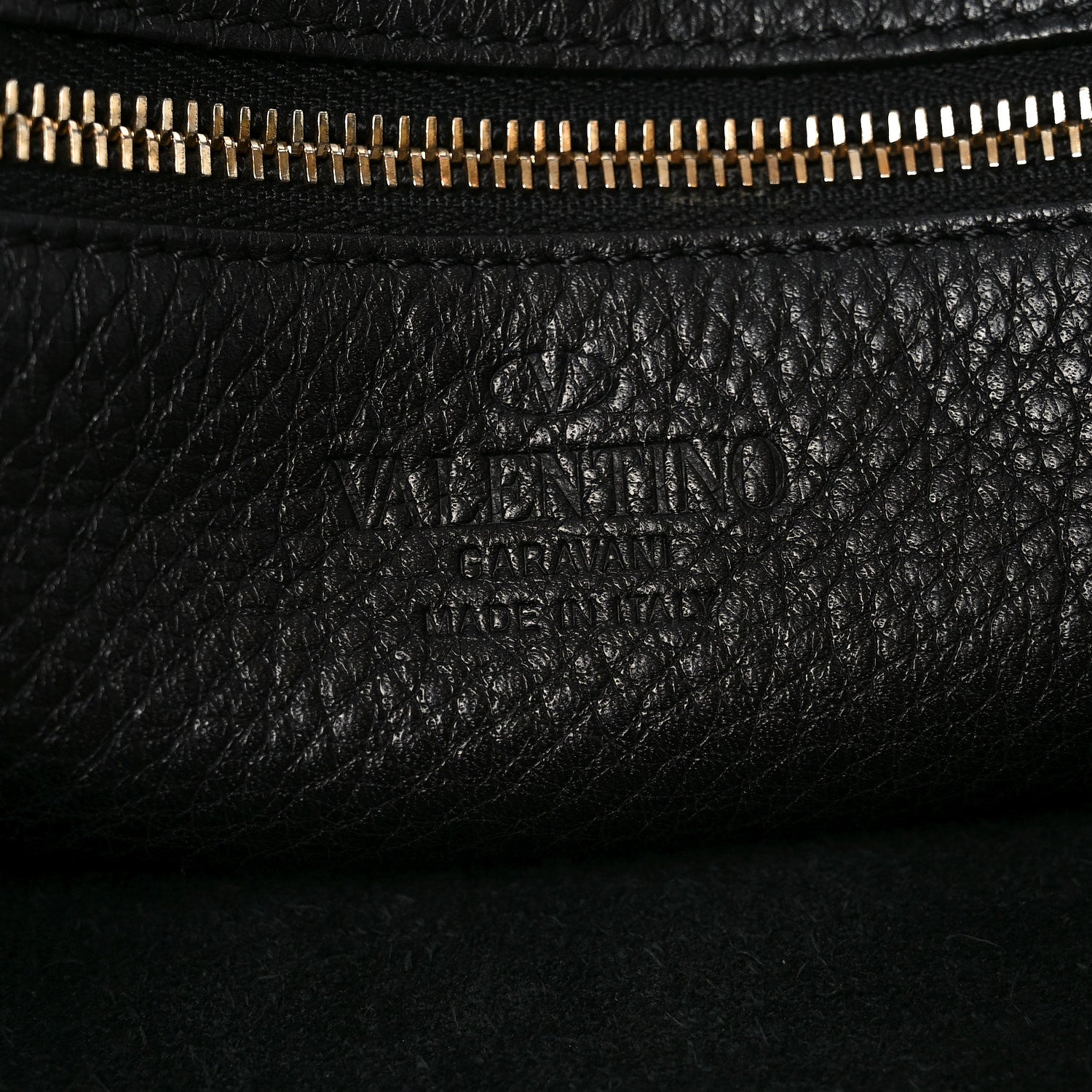 Valentino Garavani Pebbled Calfskin Large Rockstud Flip-Lock Messenger Bag Black 5 of 11