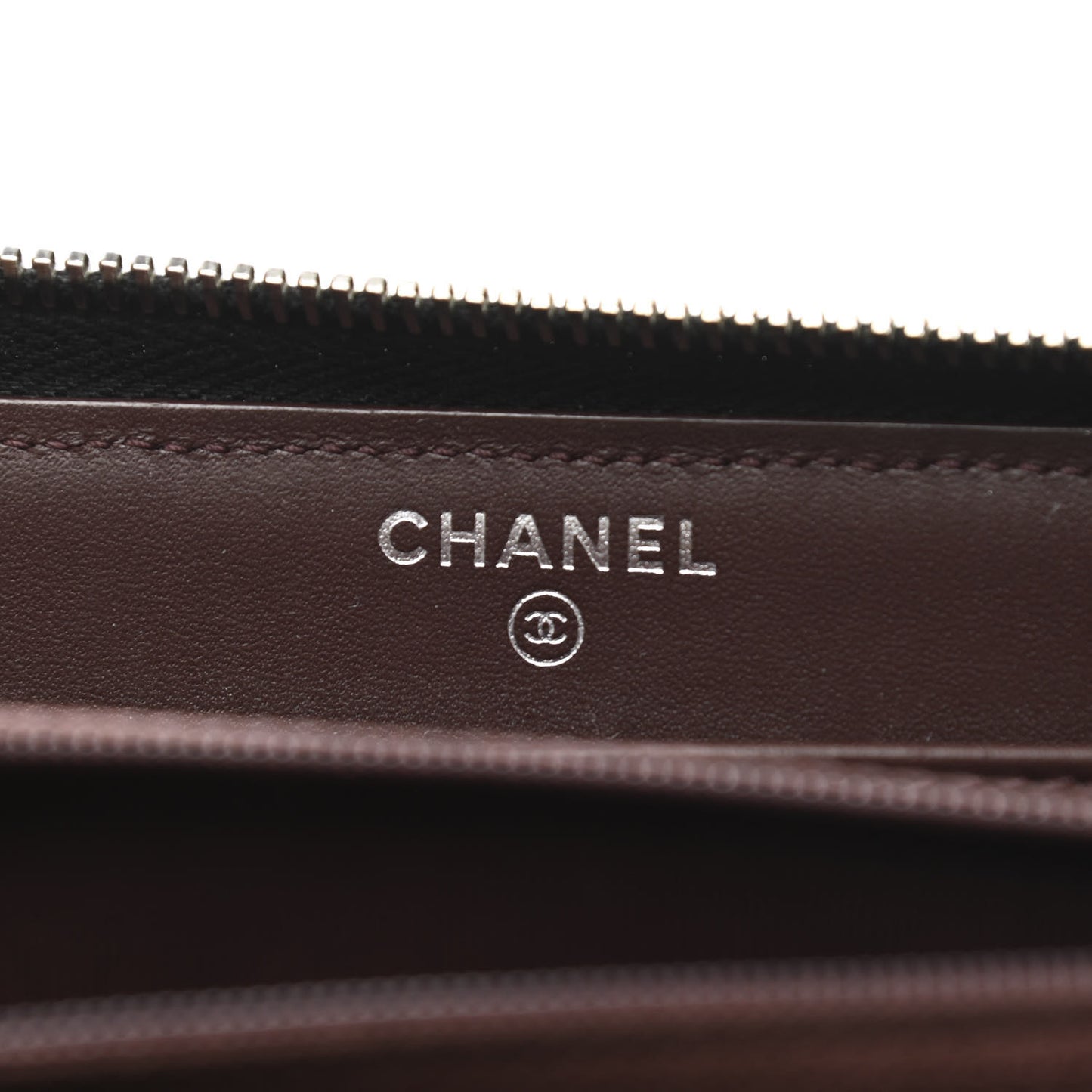 Caviar Chevron Quilted Large Gusset Zip Around Wallet Black