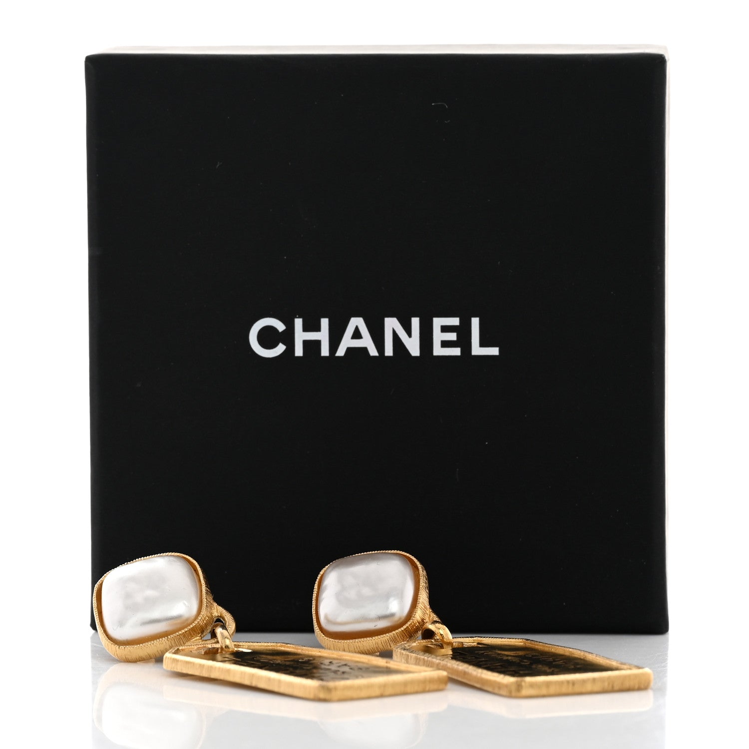 Chanel Pearl CC Tags Drop Earrings Gold 5 of 5