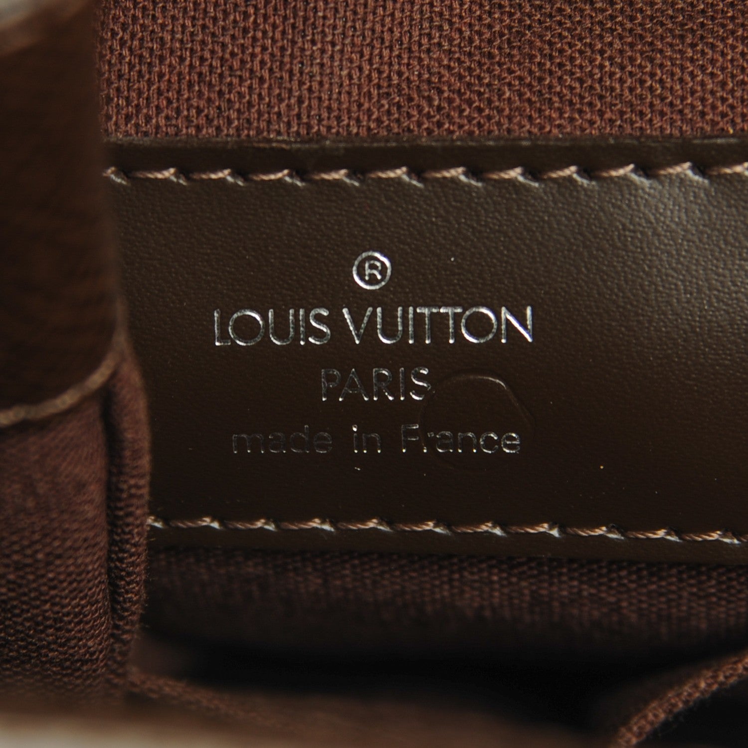 Louis Vuitton Taiga Kasbek PM Grizzli 6 of 7