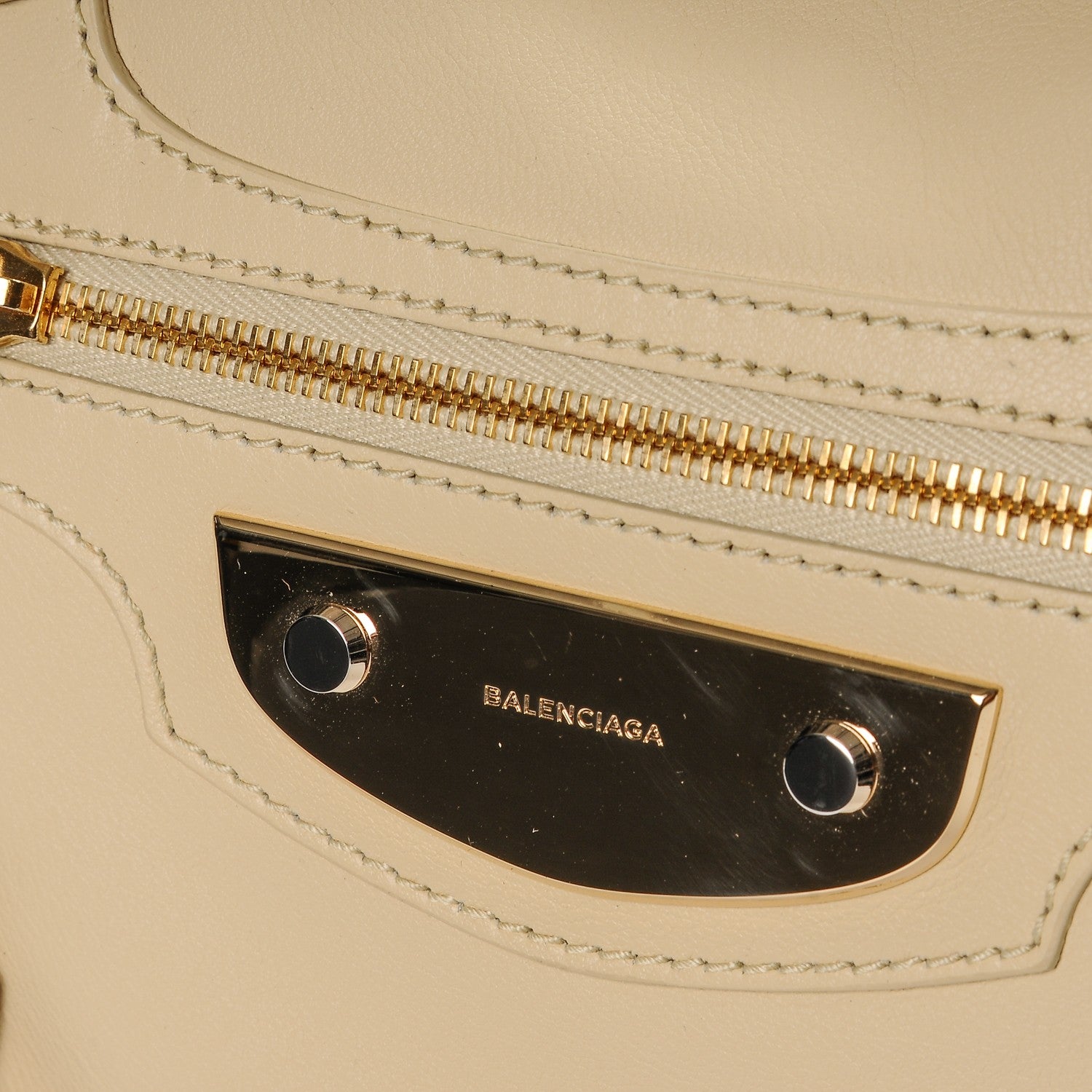 Balenciaga Veau Amp Plate Gold Hardware City Beige Argile 9 of 13