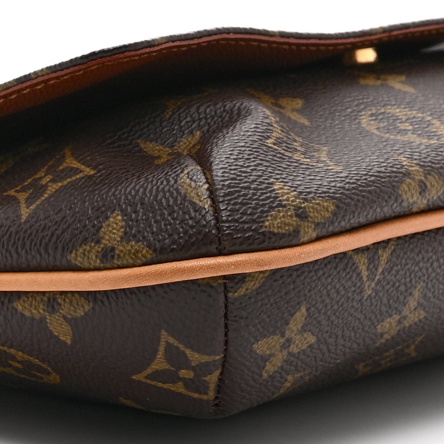 Louis Vuitton Monogram Musette Tango 9 of 10