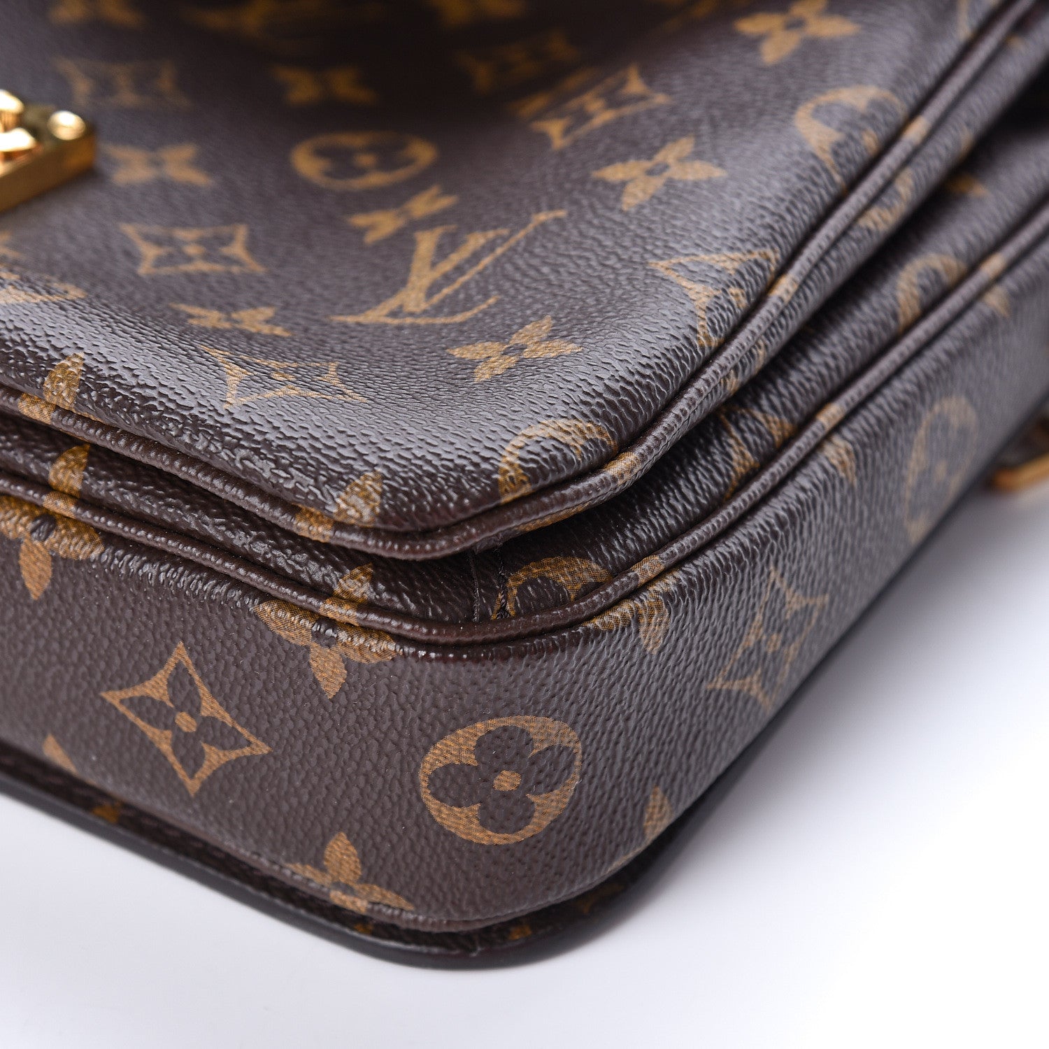 Louis Vuitton Monogram Pochette Metis 13 of 17