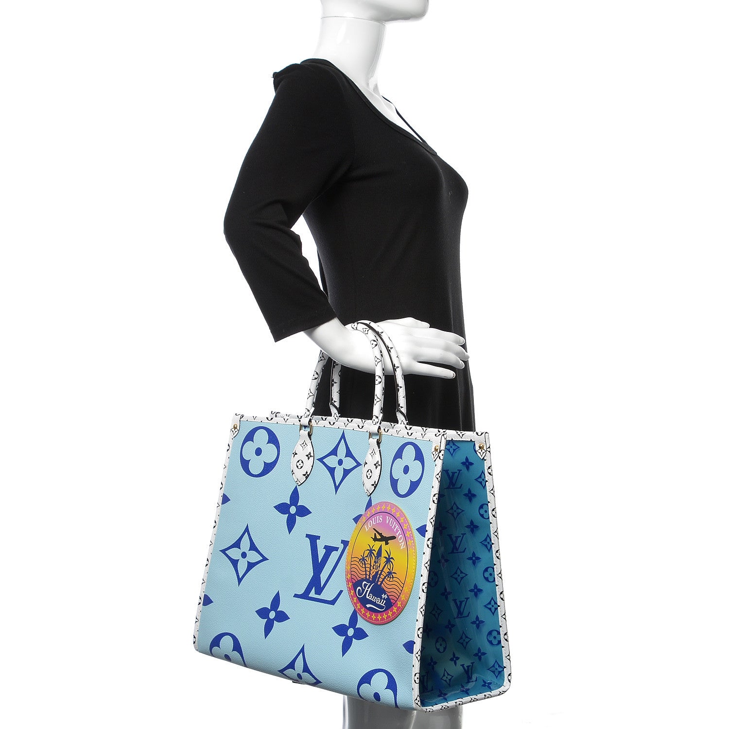 Louis Vuitton Monogram Giant Hawaii Onthego Blue 3 of 10