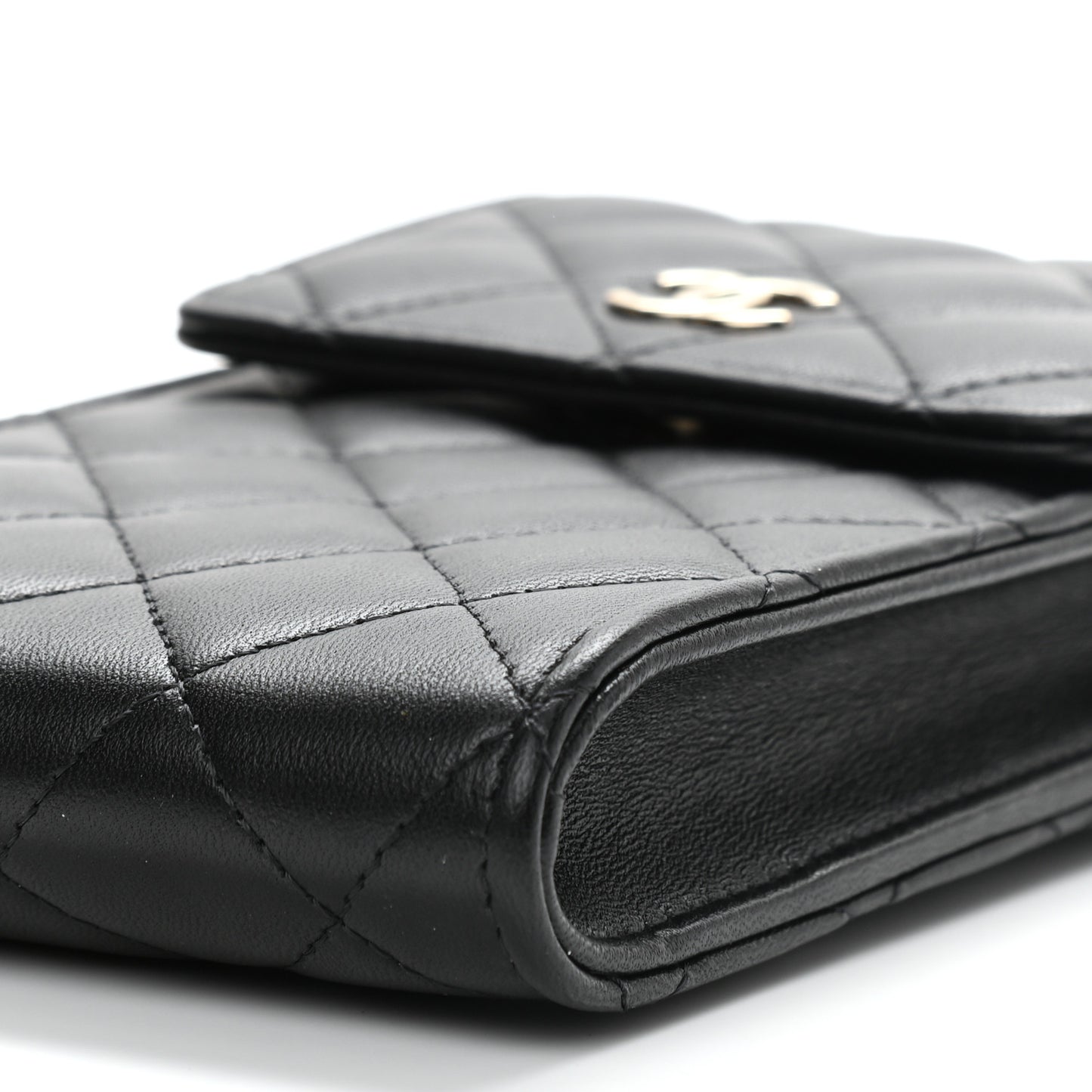 Lambskin Quilted Pearl Phone Holder With Chain Black