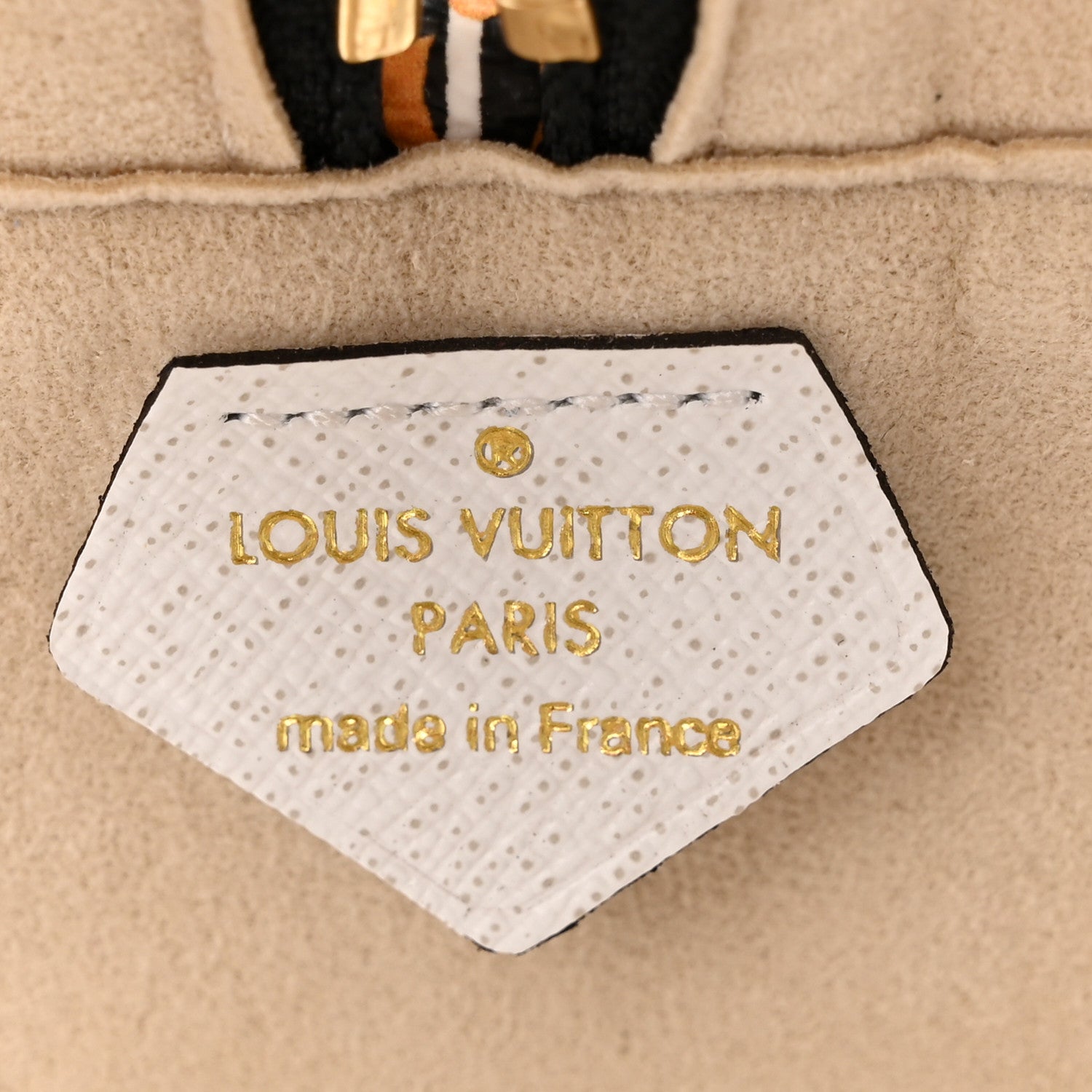 Louis Vuitton Monogram Giant Jungle Beach Pouch Ivory 5 of 8