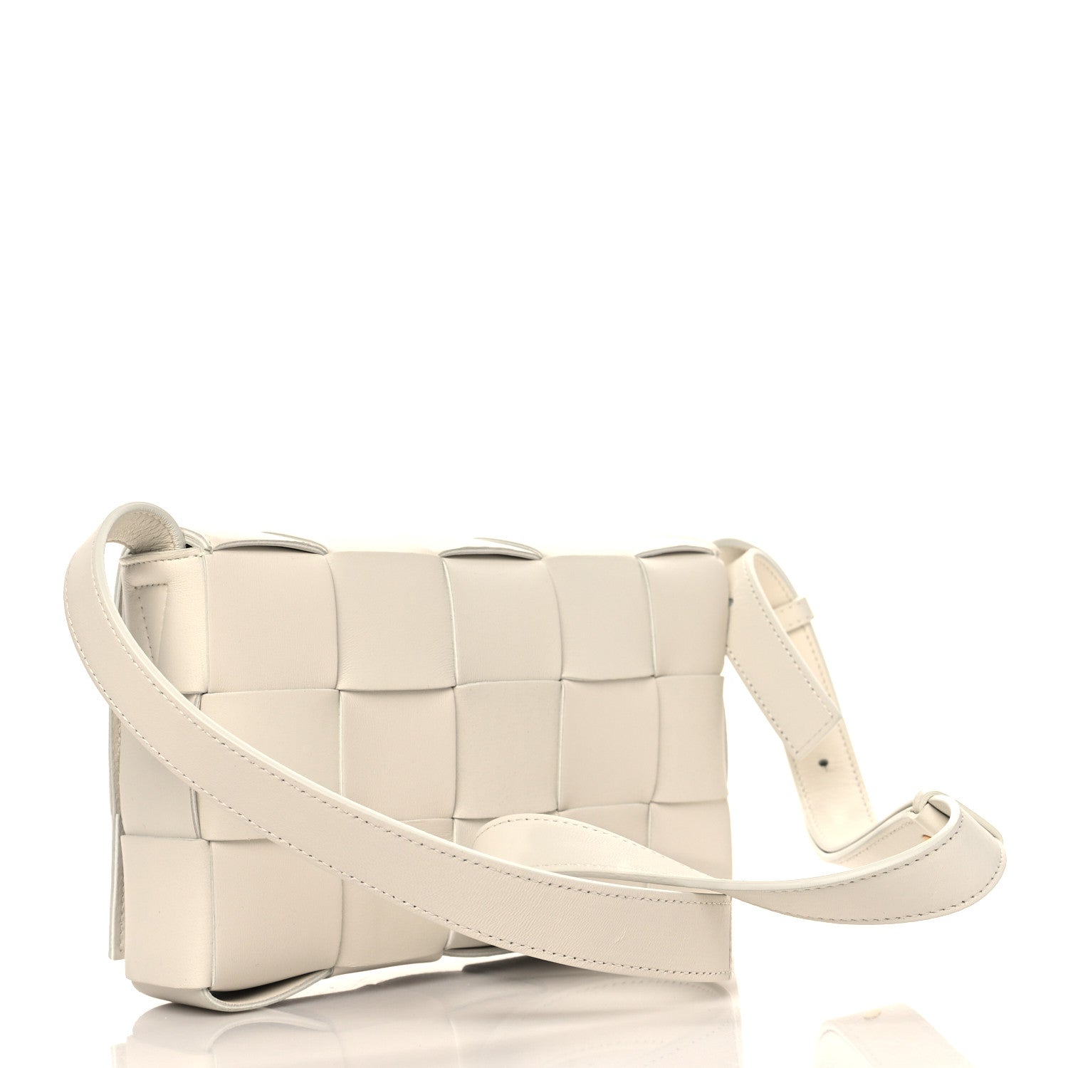 Bottega Veneta Lambskin Maxi Intrecciato Cassette Crossbody Bag White 3 of 8