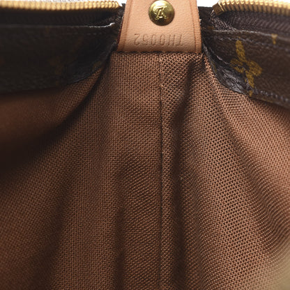 Louis Vuitton Monogram Cabas Mezzo 7 of 13