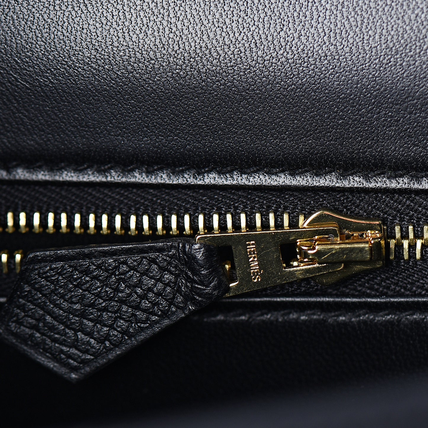 Epsom Constance 24 Black