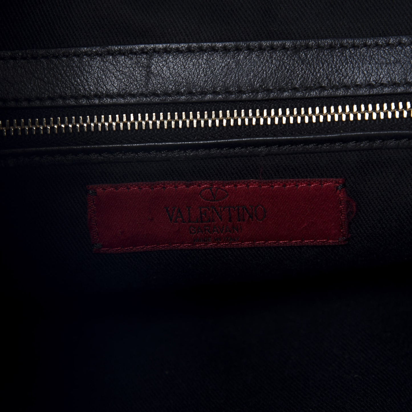 Vitello Large Rockstud Flip-Lock Messenger Bag Black