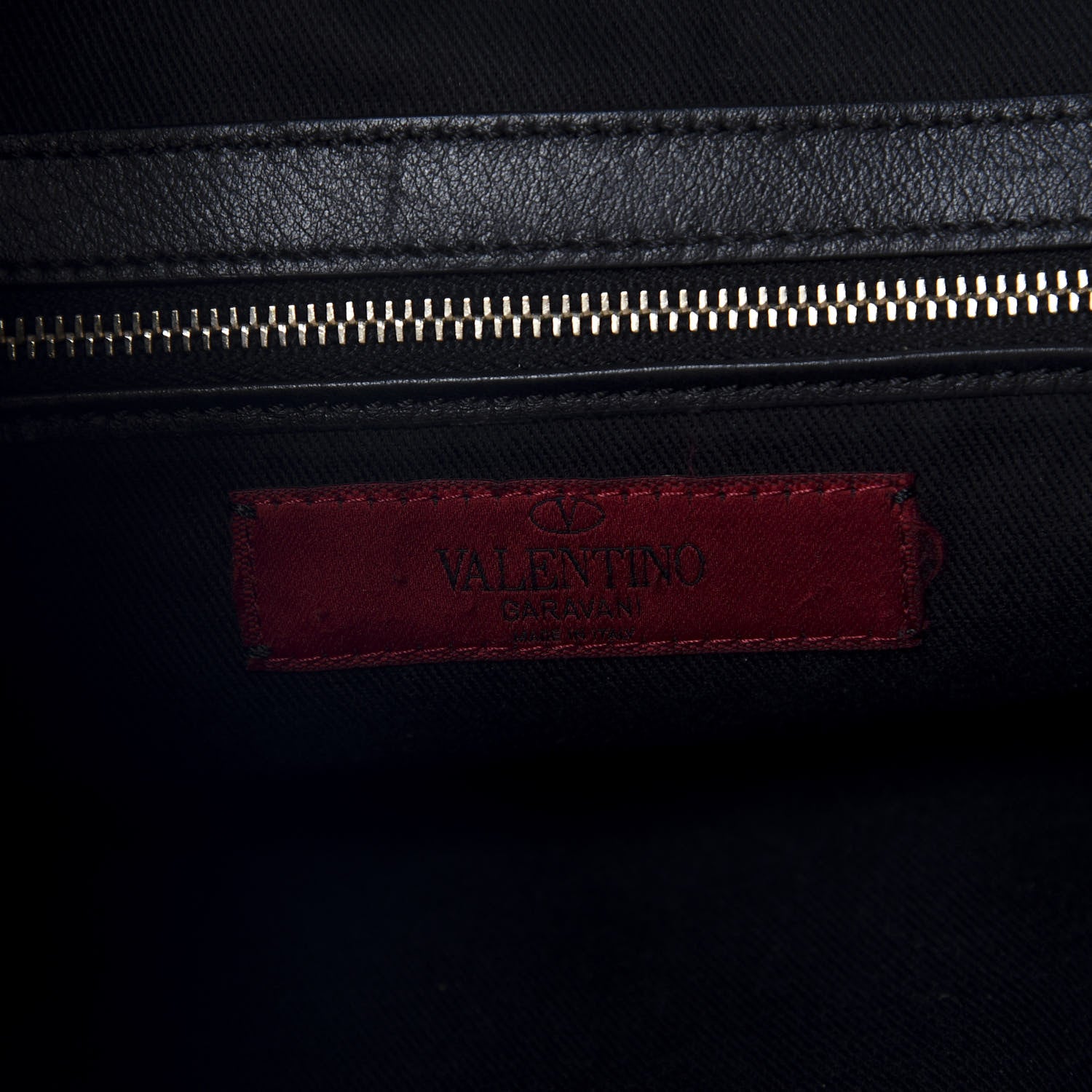 Valentino Garavani Vitello Large Rockstud Flip-Lock Messenger Bag Black 8 of 9