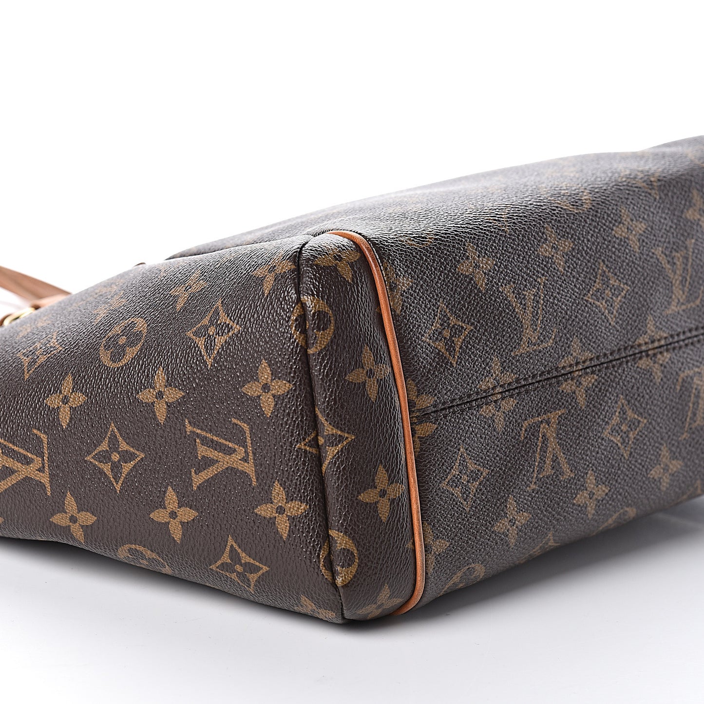 Monogram Totally PM