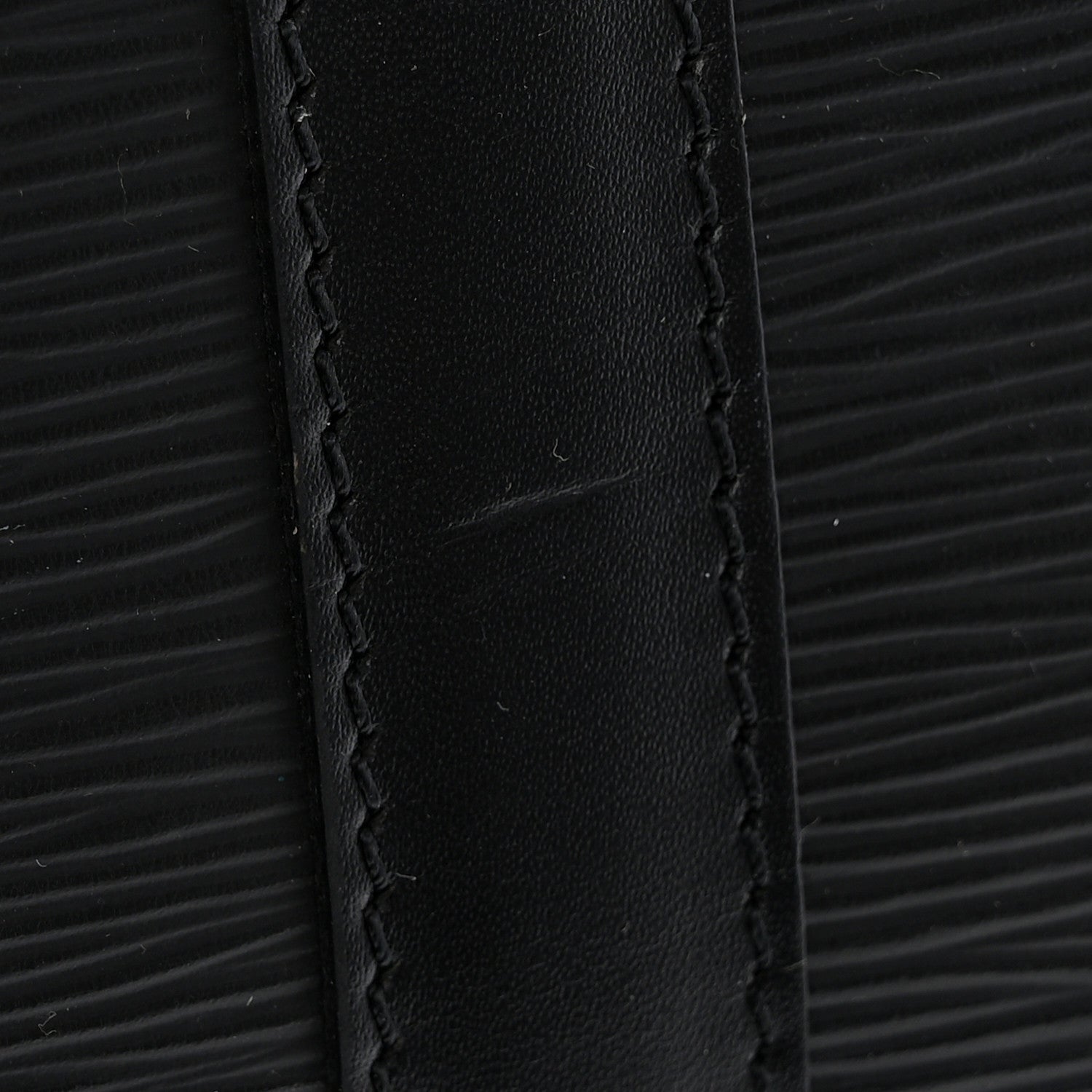 Louis Vuitton Epi Keepall 50 Black 11 of 12