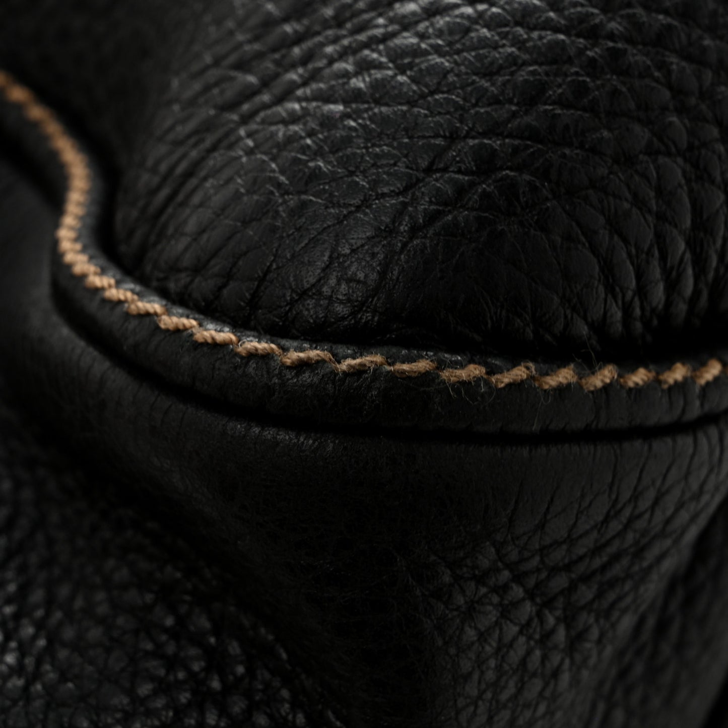 Calfskin Large Tassel Bowler Black