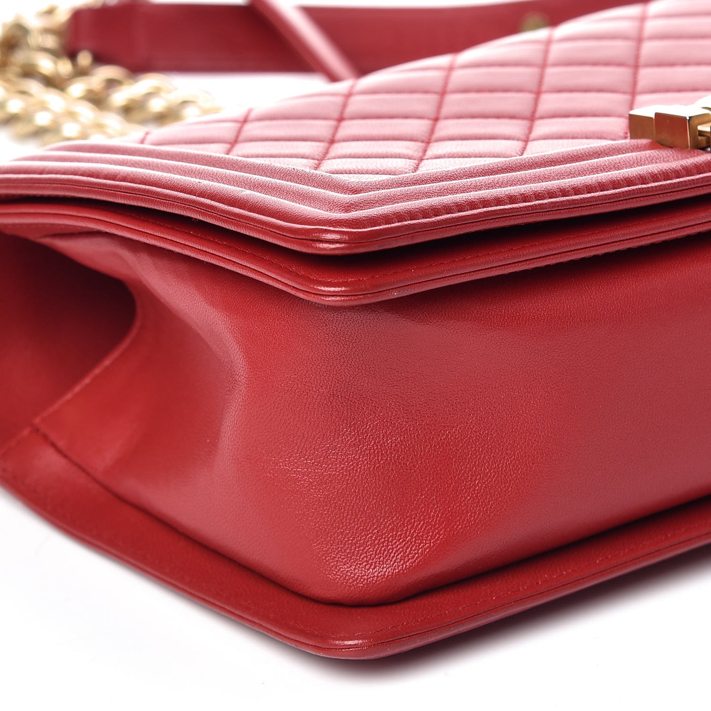 Lambskin Quilted Medium Boy Flap Red