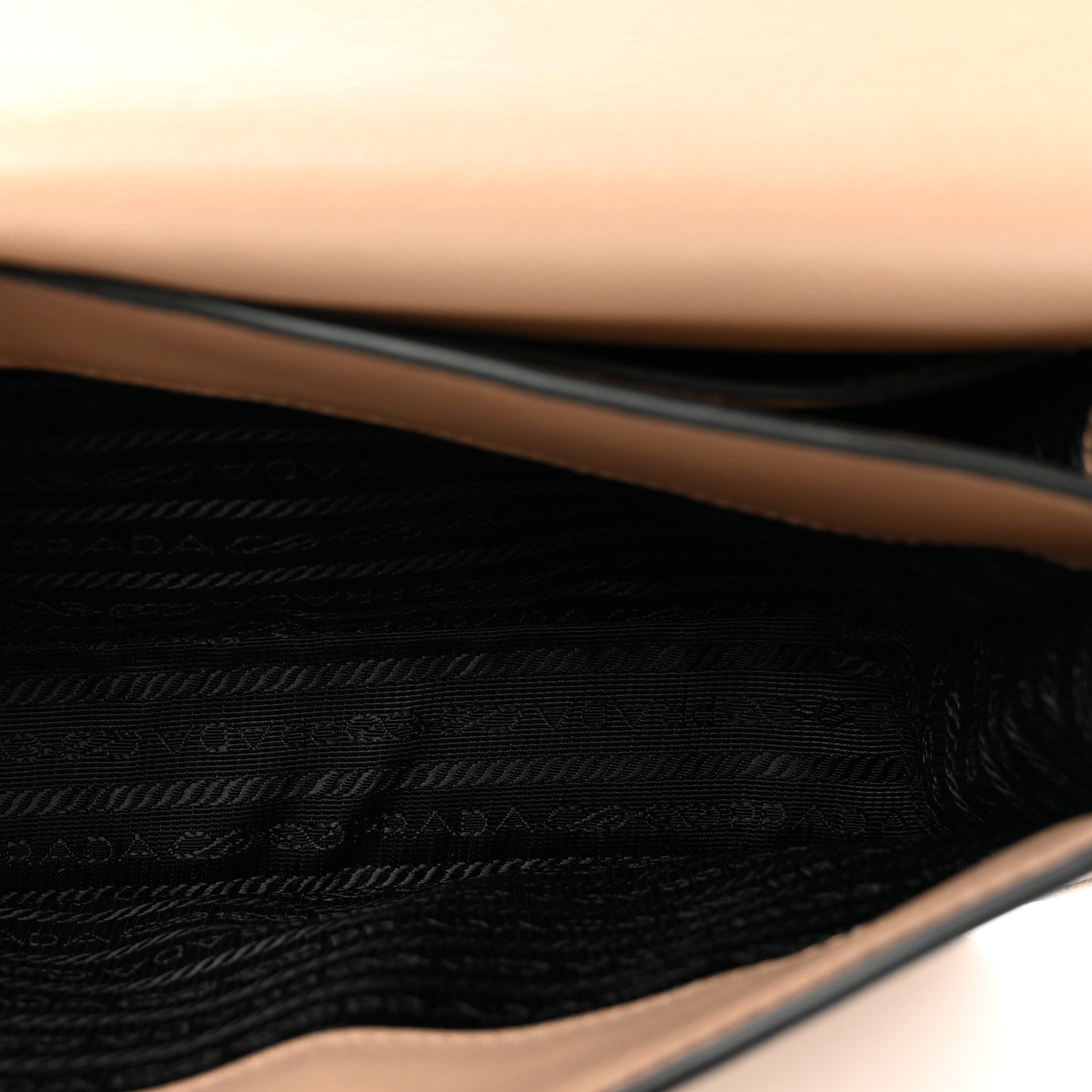 Glace Calf Shoulder Bag Cammeo