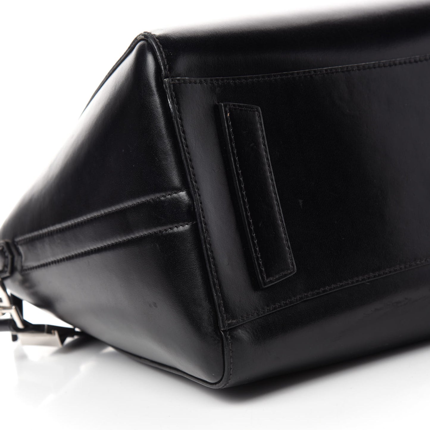 Shiny Lord Calfskin Medium Antigona Black