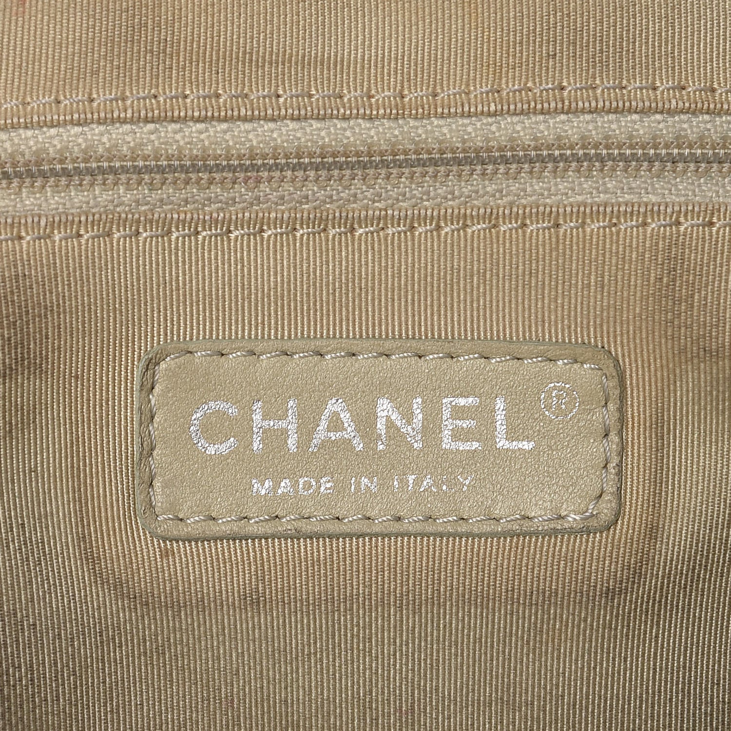Chanel Washed Lambskin Quilted Medium Chain Around Messenger Black 6 of 15