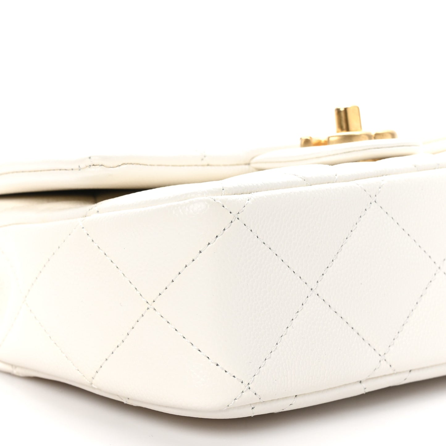 Caviar Quilted Mini Sweetheart Flap White