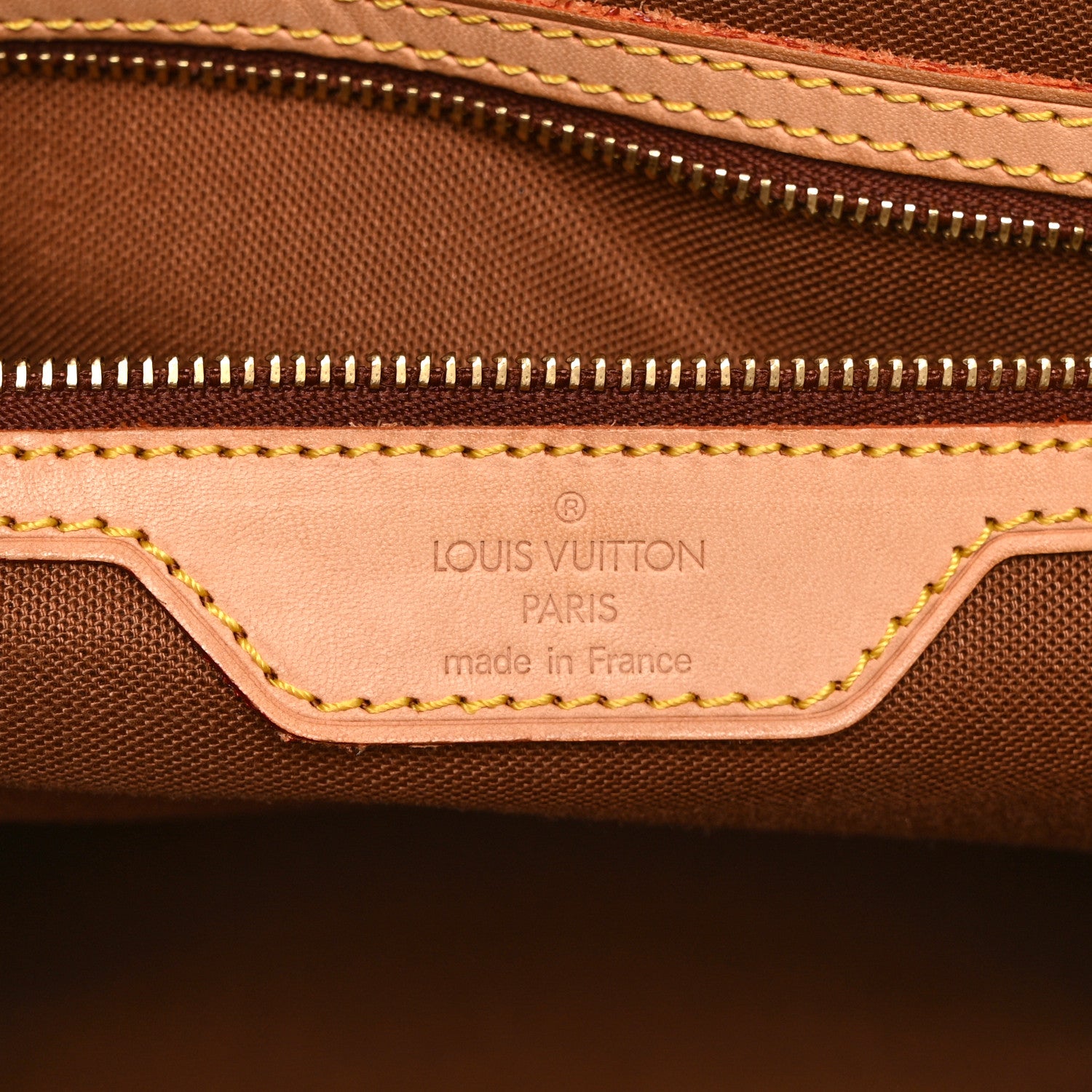 Louis Vuitton Monogram Cabas Mezzo 6 of 10