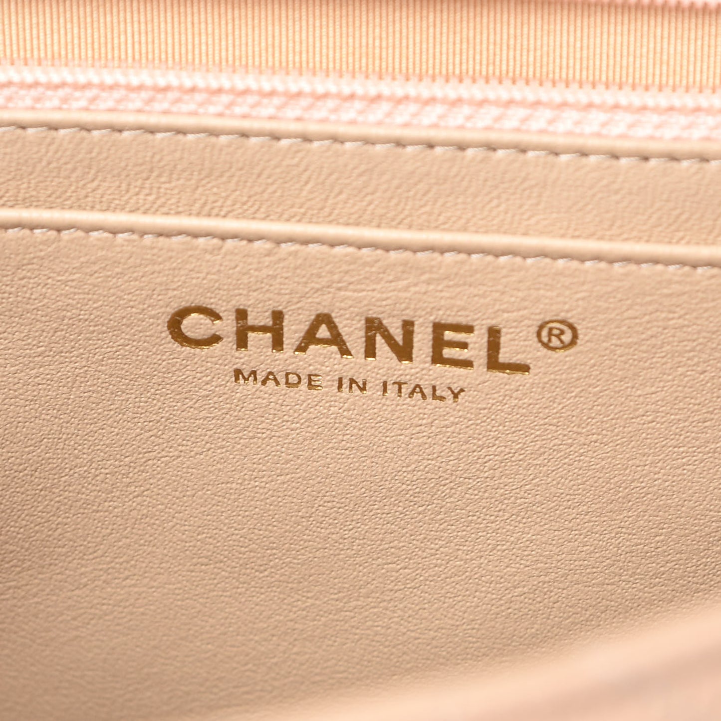 Caviar Quilted Jumbo Single Flap Beige Clair