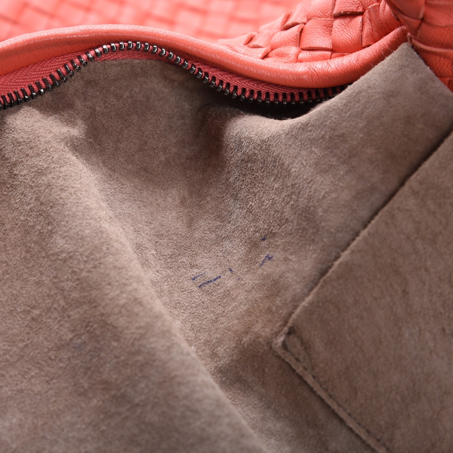 Bottega Veneta Nappa Intrecciato Large Veneta Hobo Magma 9 of 11
