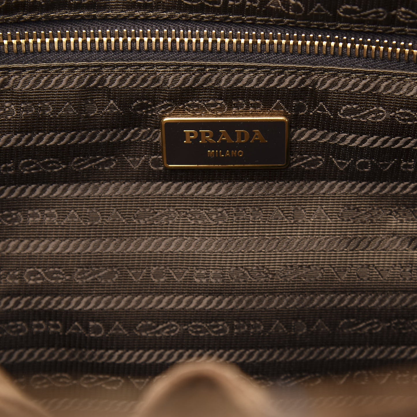 Suede Scamosciato Logo Tote Sigaro