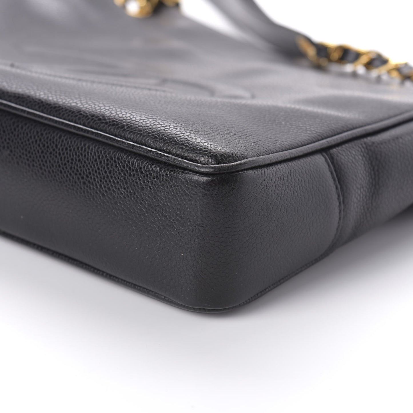 Caviar CC Shoulder Bag Black