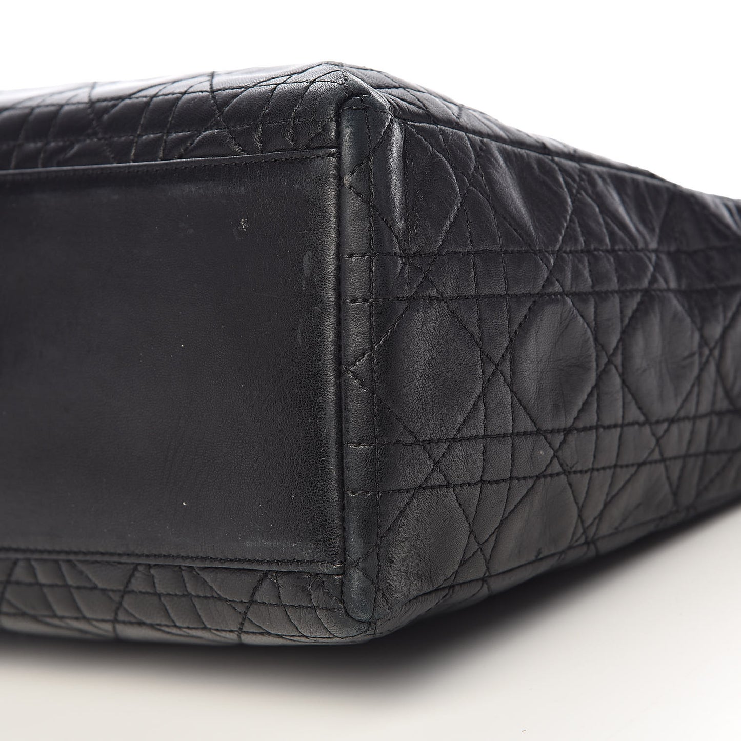 Lambskin Cannage Medium Lady Dior Black