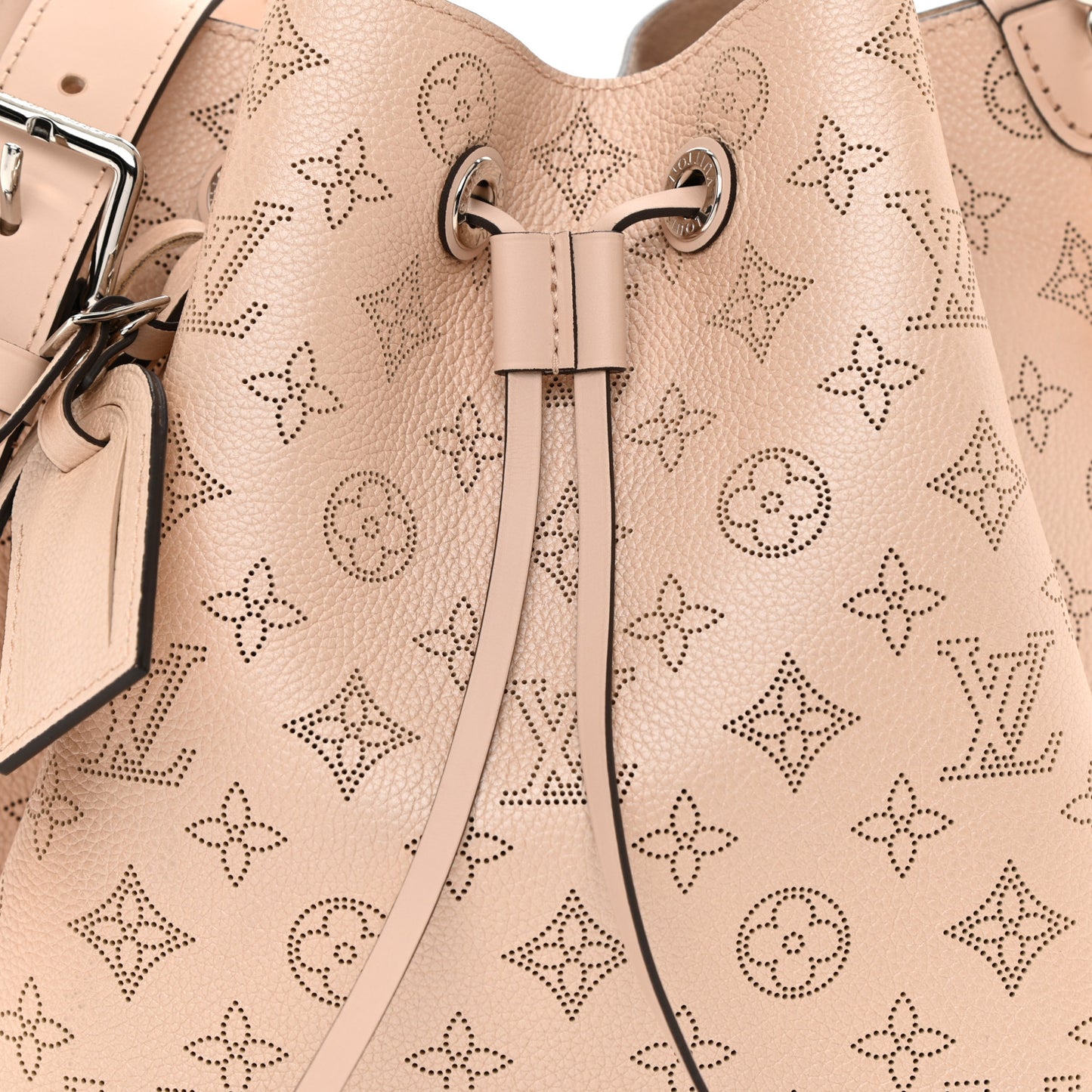 Mahina Muria Coquille