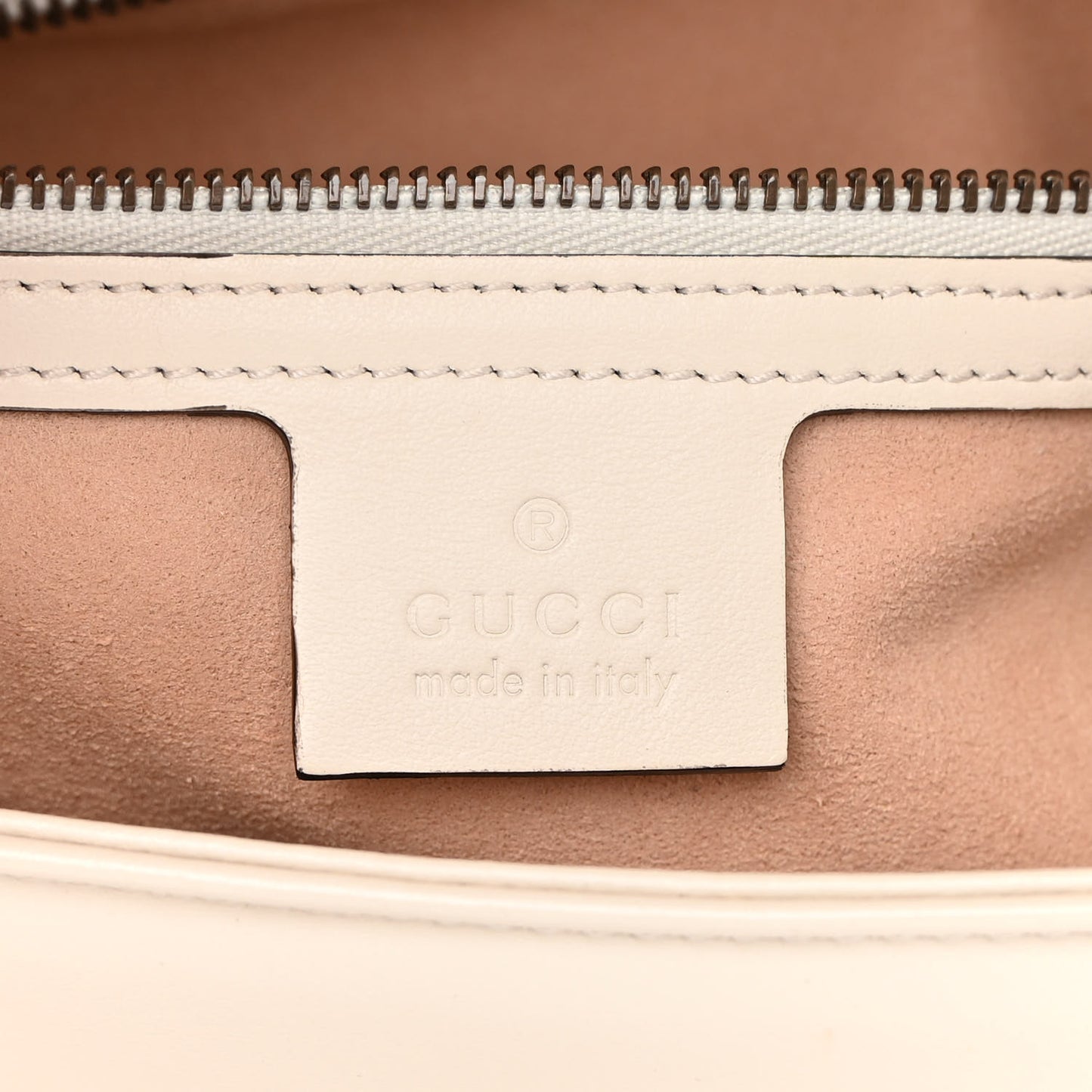 Calfskin Matelasse Small GG Marmont Shoulder Bag White