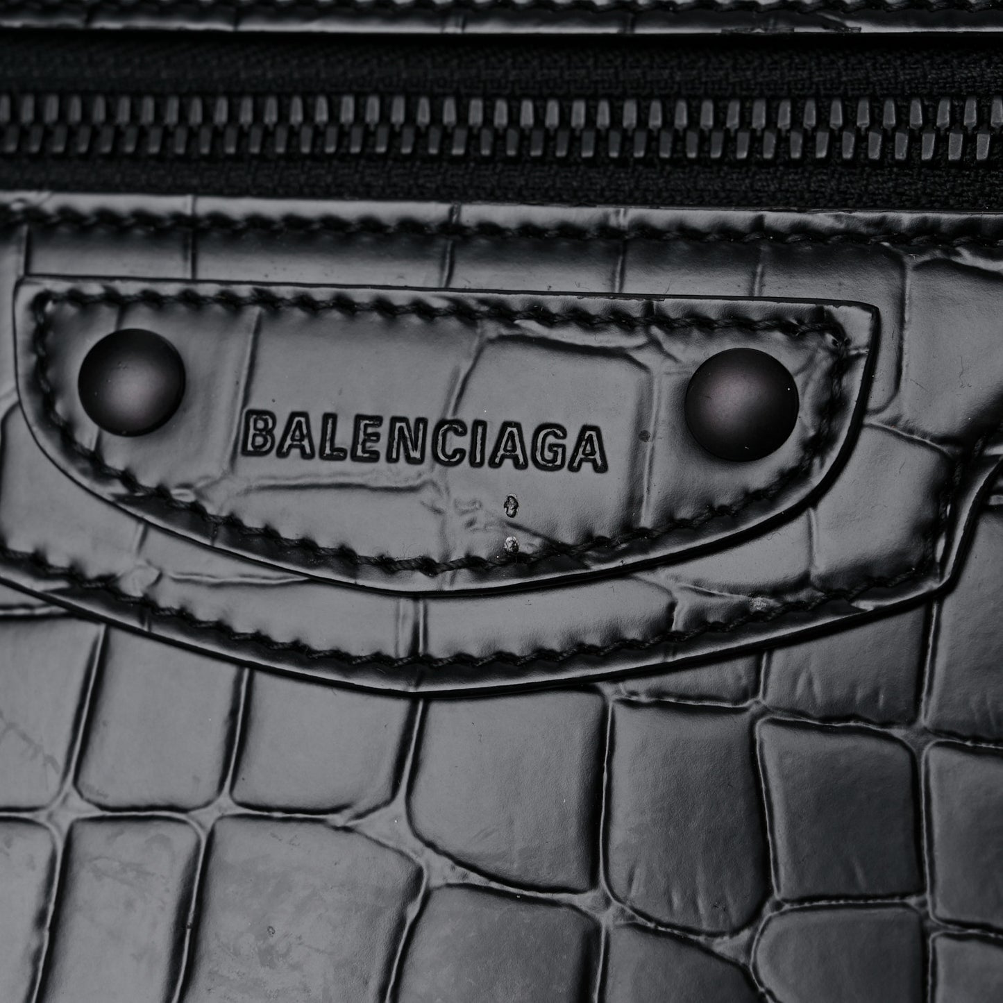 Semi Shiny Calfskin Crocodile Embossed Neo Classic Black Hardware S City Black