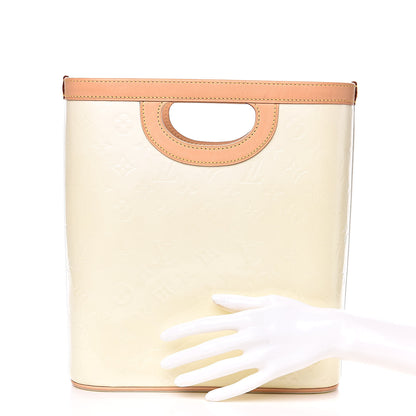 Louis Vuitton Vernis Stillwood Vertical Perle 2 of 10