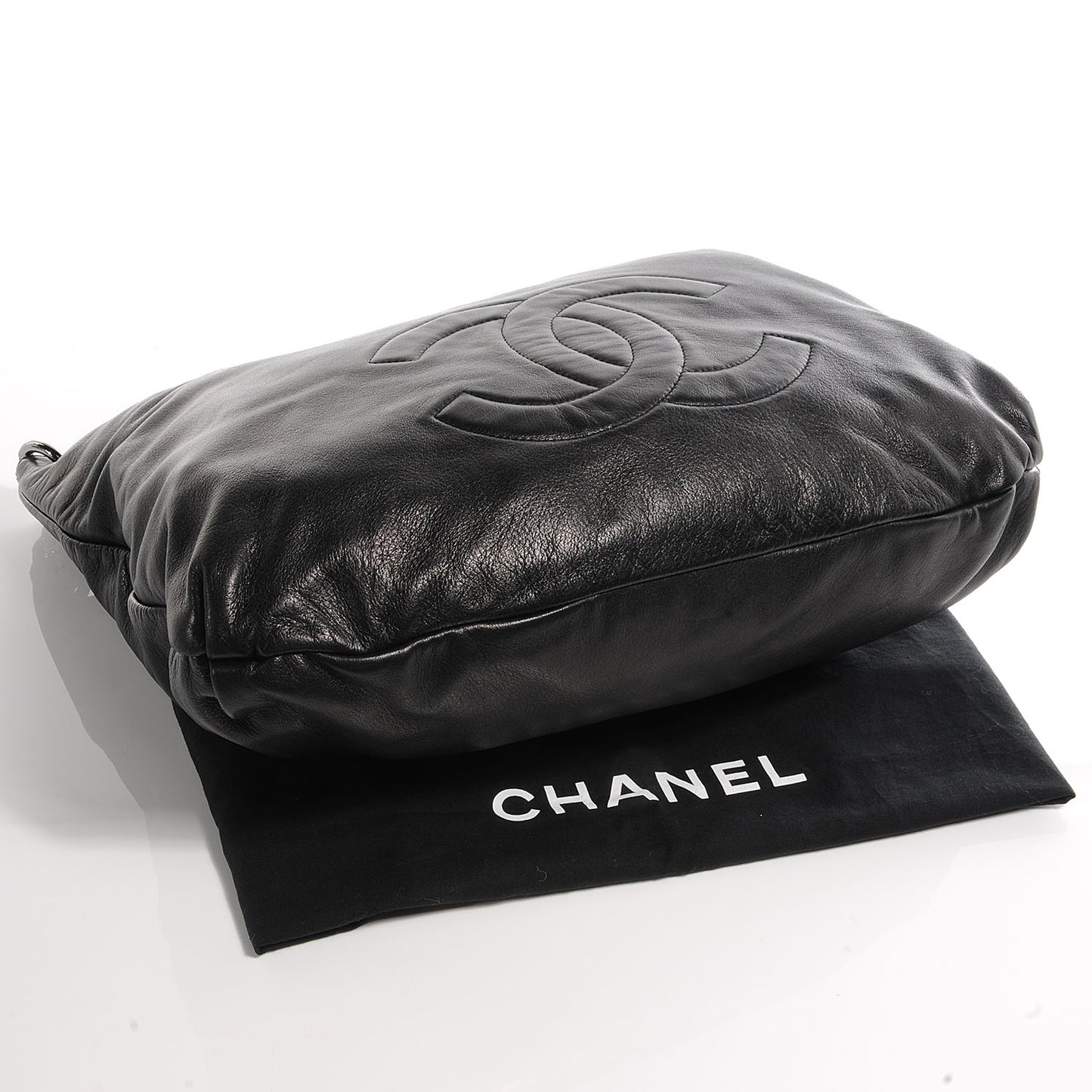 Lambskin Soft and Chain Large Hobo Black
