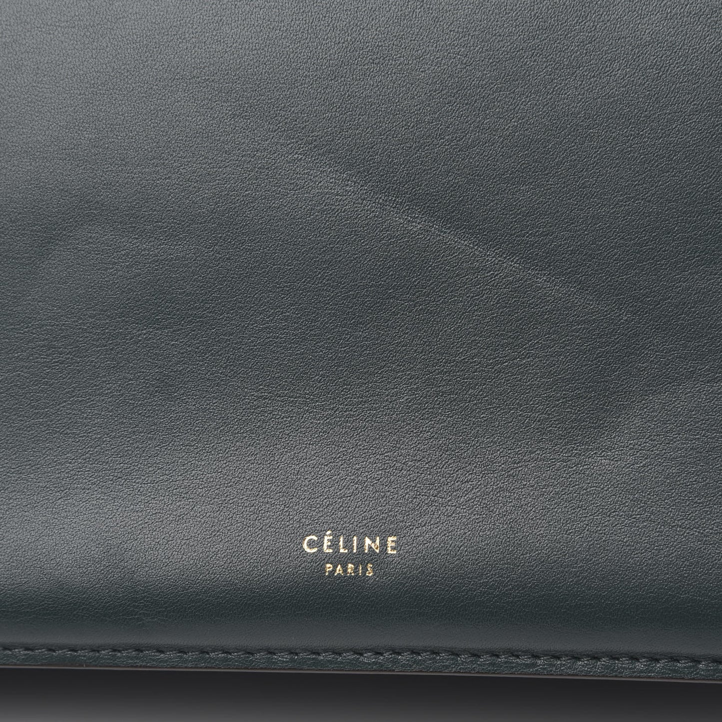 Smooth Calfskin Medium Clasp Shoulder Bag Forest