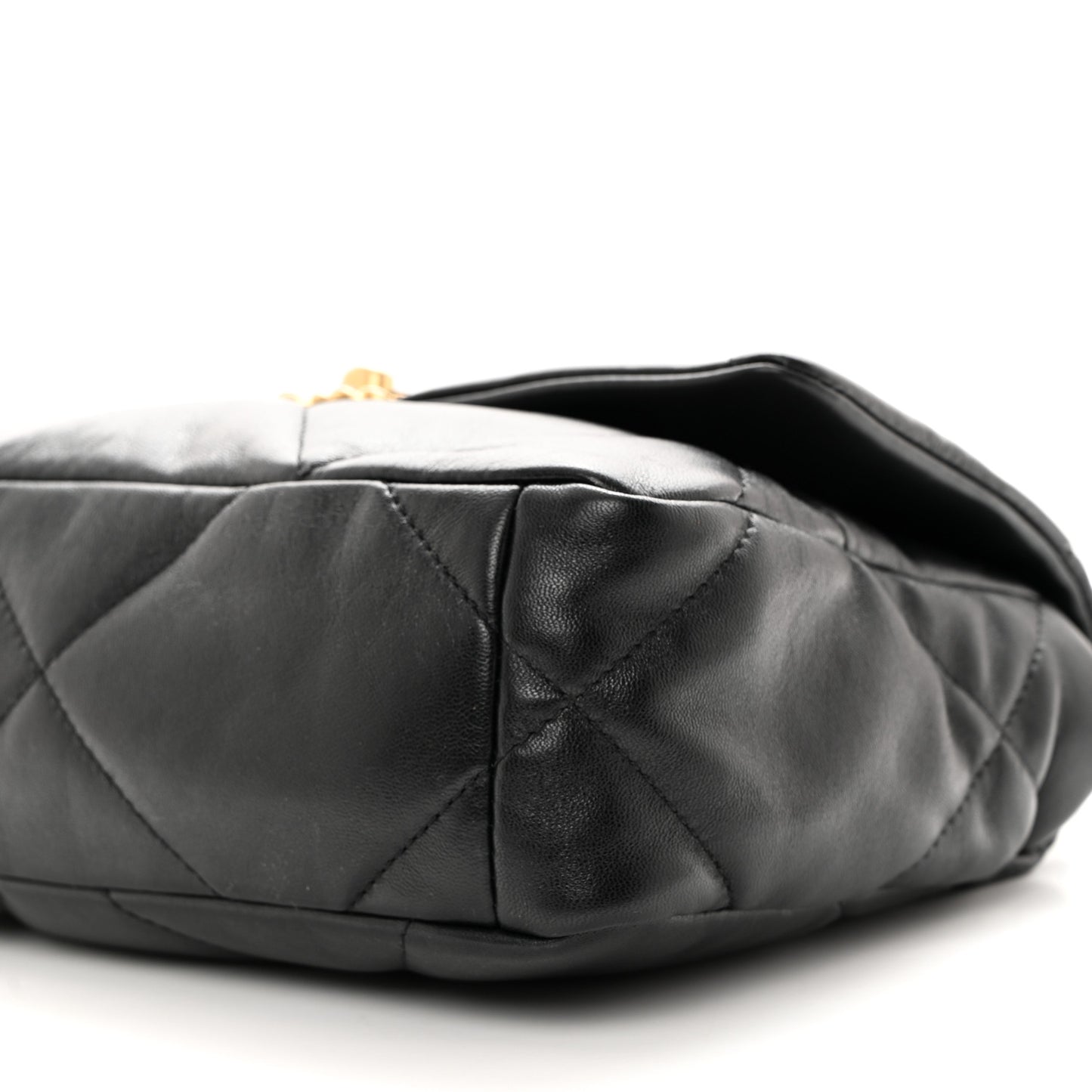 Lambskin Quilted Medium Chanel 19 Flap Black
