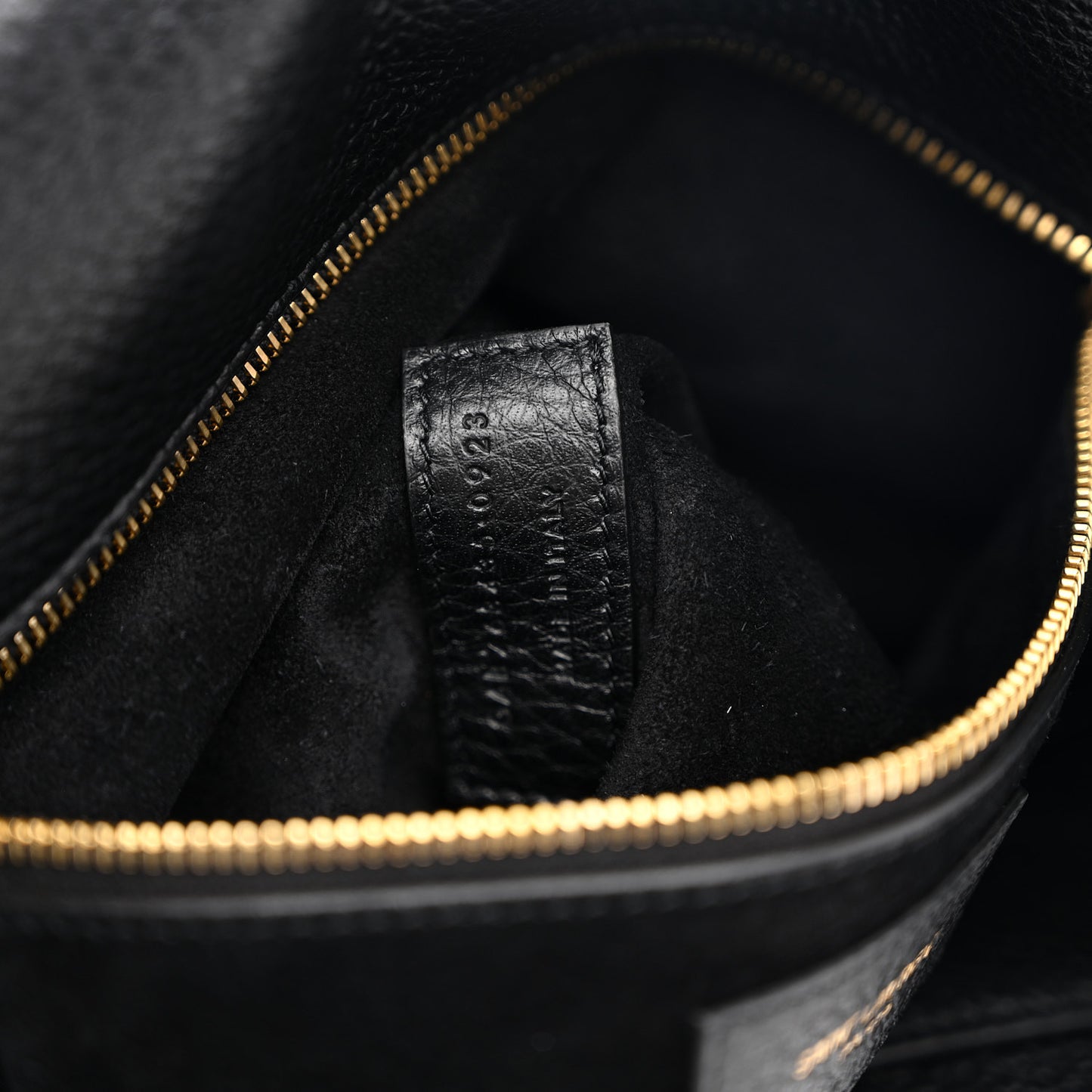 Grained Deerskin Bea Tote Black