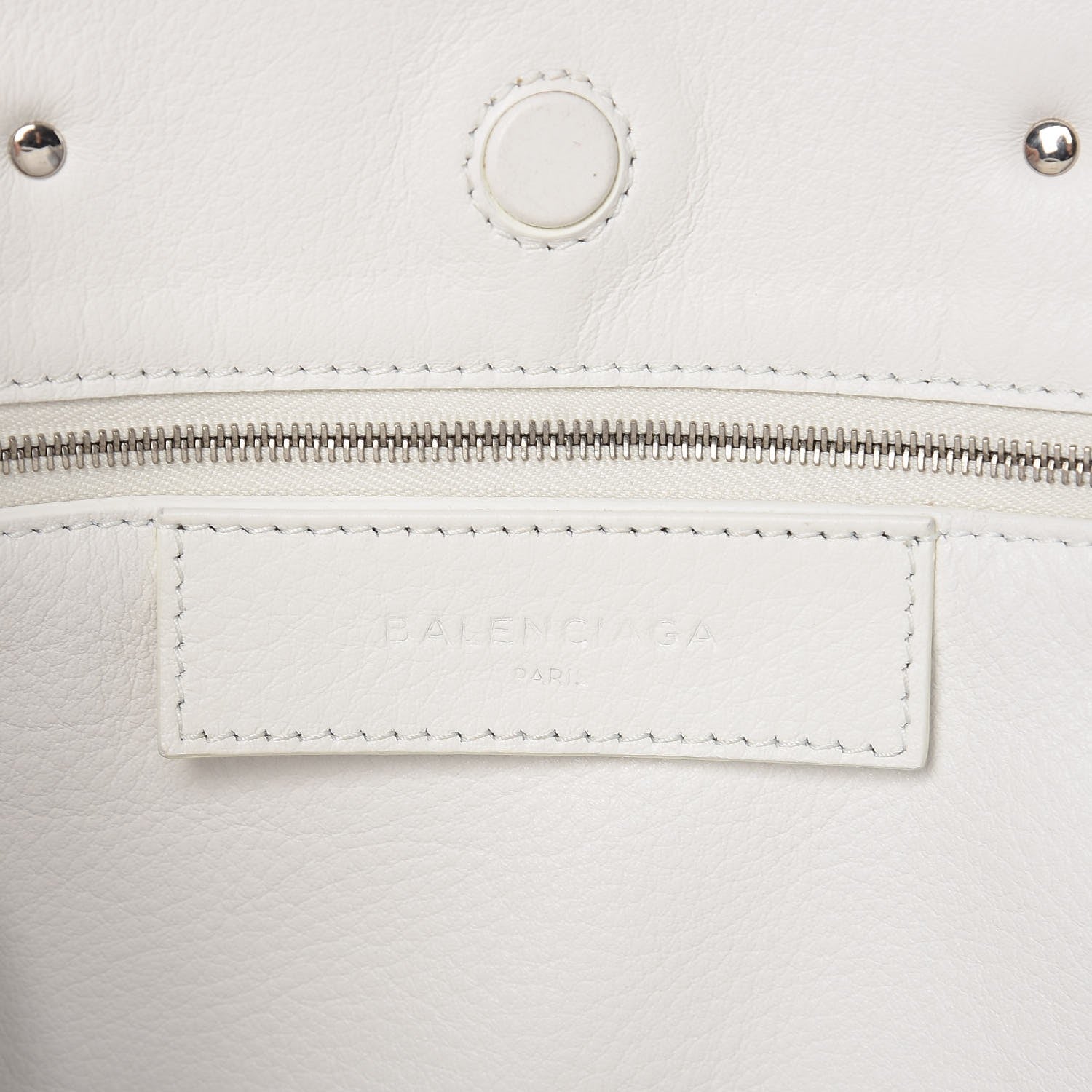 Balenciaga Veau Papier A6 Zip Around Tote White 6 of 7
