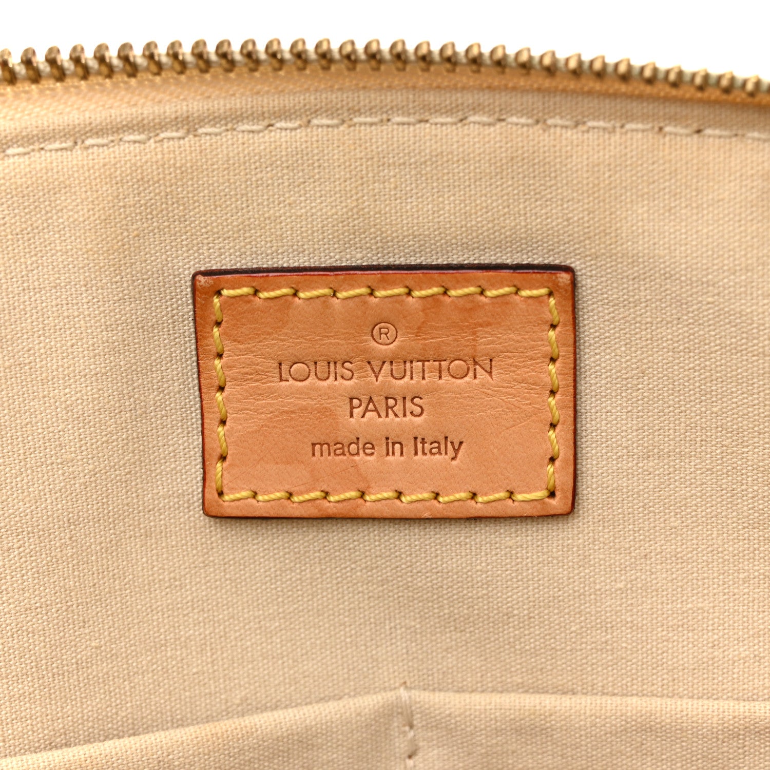 Louis Vuitton Vernis Sherwood GM Blanc Corail 6 of 16