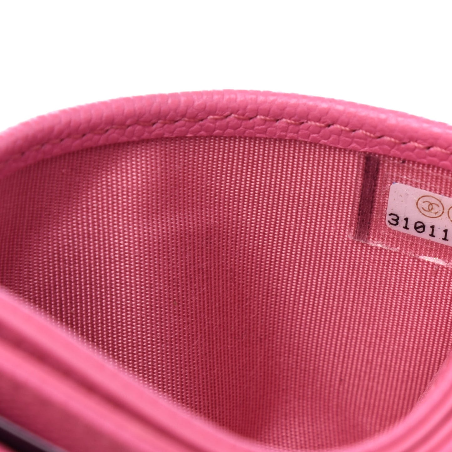 Caviar Quilted Card Holder Pink
