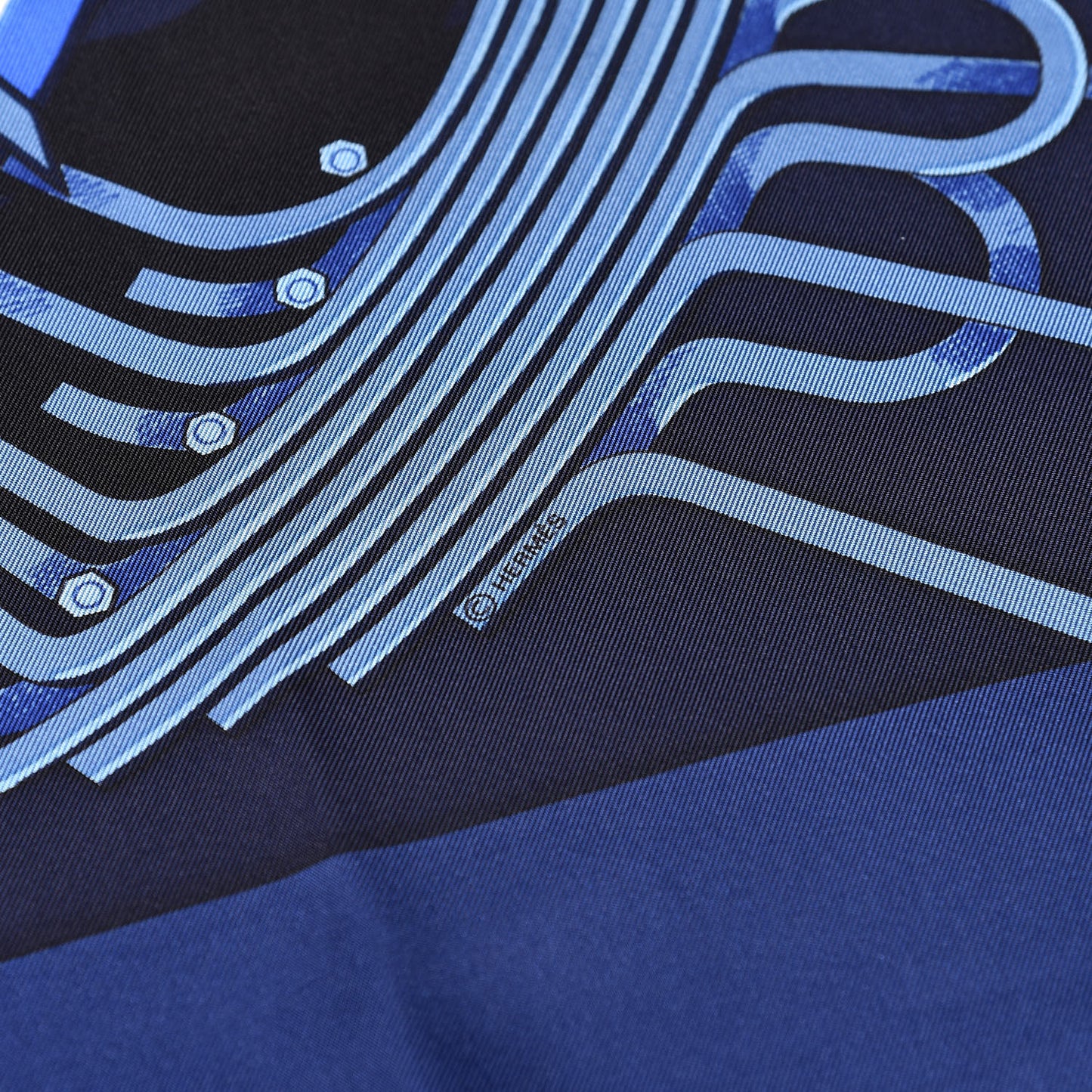 Silk Alternateur Scarf 90