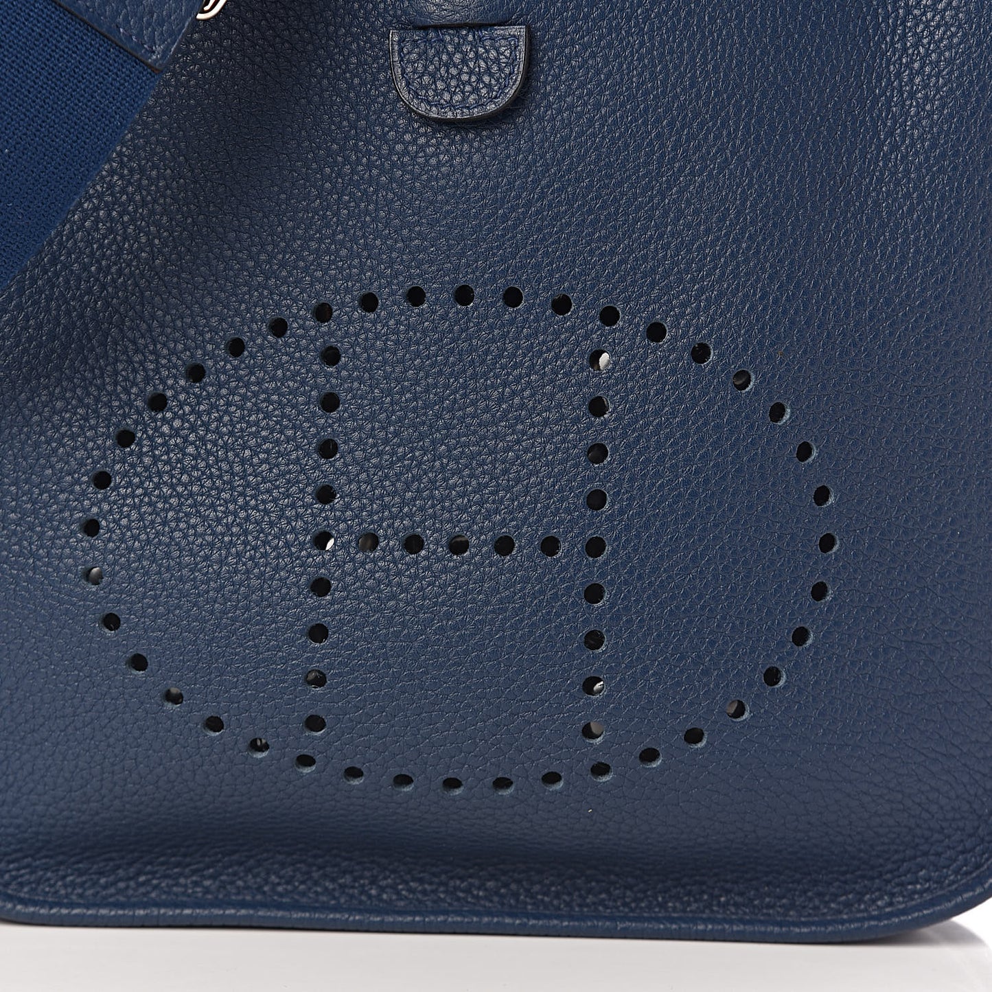Taurillon Clemence Evelyne III PM Bleu De Malte